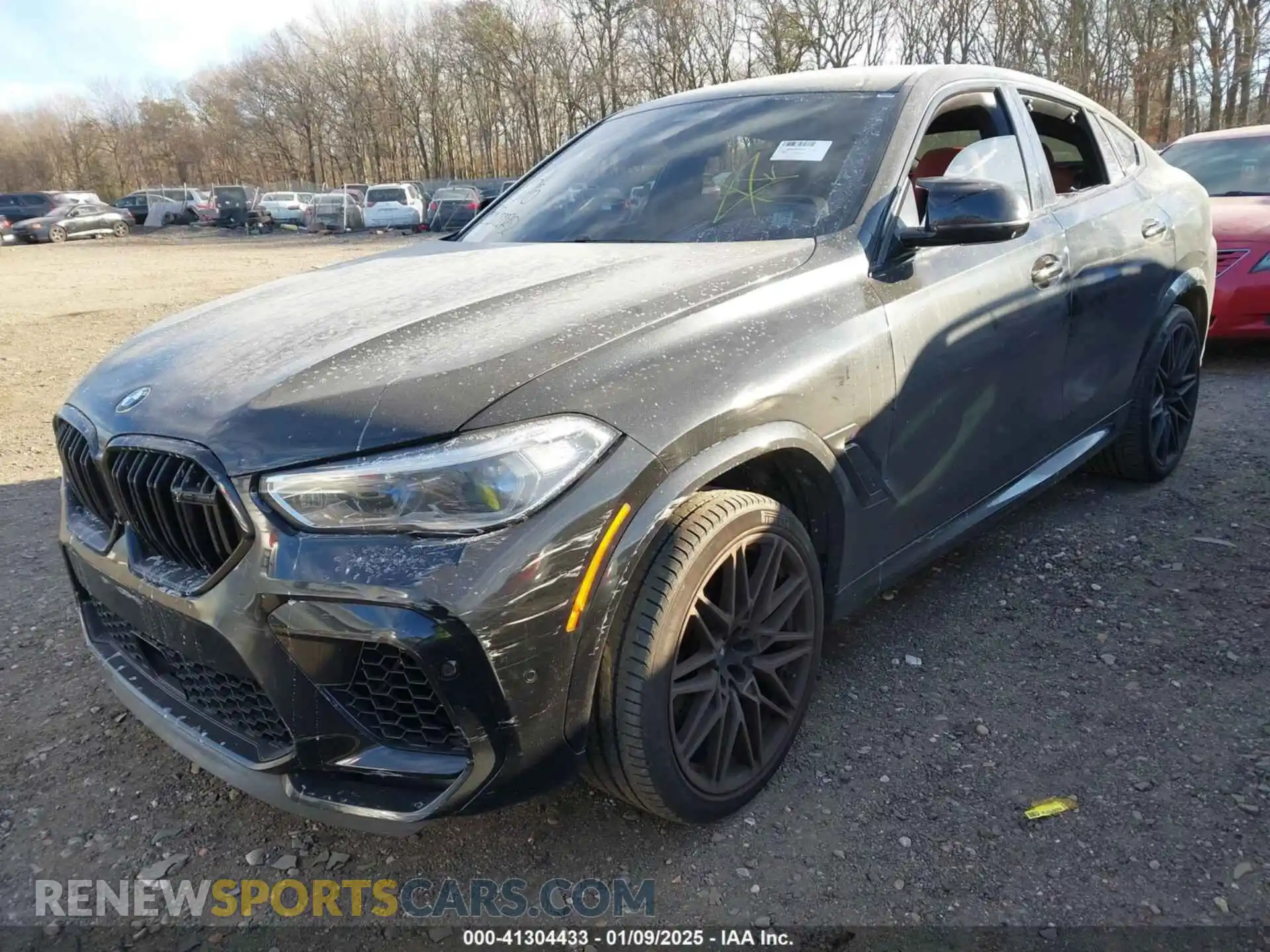 2 Photograph of a damaged car 5YMCY0C0XM9G56512 BMW X6 M 2021
