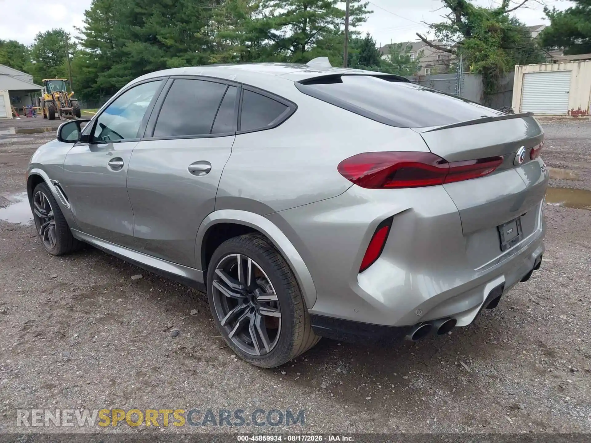 3 Photograph of a damaged car 5YMCY0C03P9R36144 BMW X6 M 2023