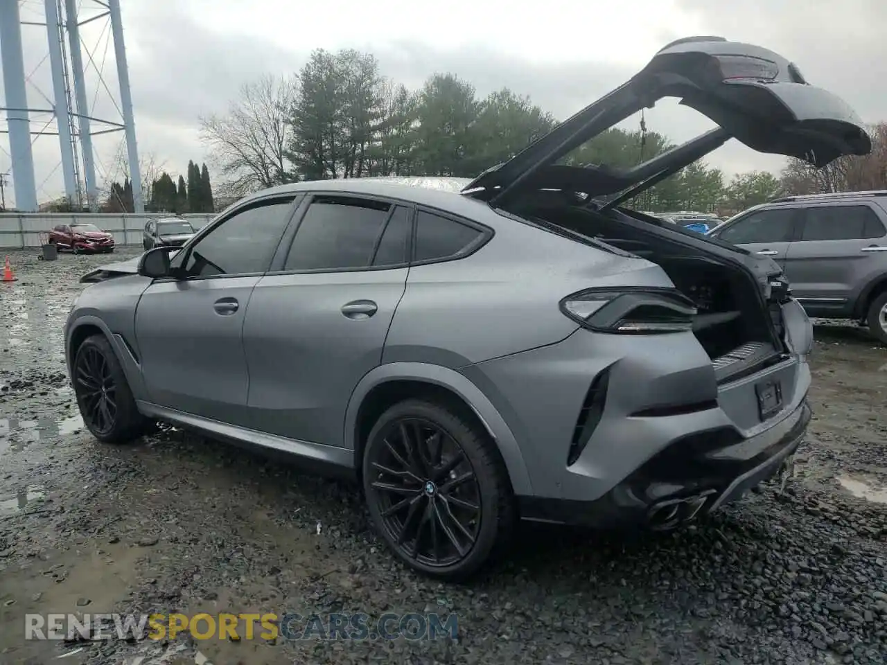 2 Photograph of a damaged car 5UX43EX01S9X34140 BMW X6 M60I 2025