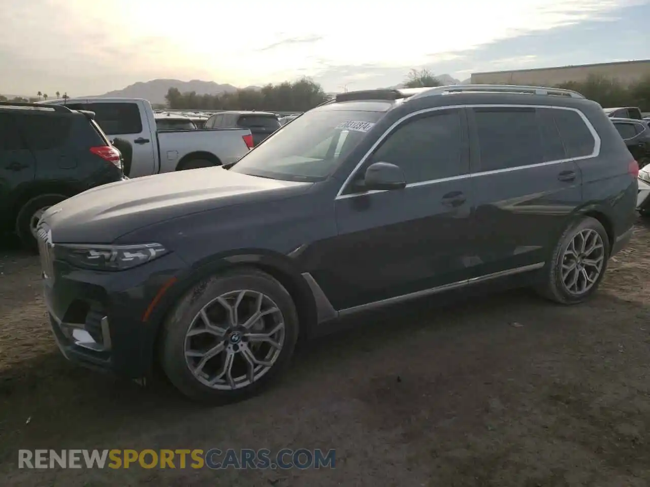 1 Photograph of a damaged car 5UXCW2C50KL086747 BMW X7 2019