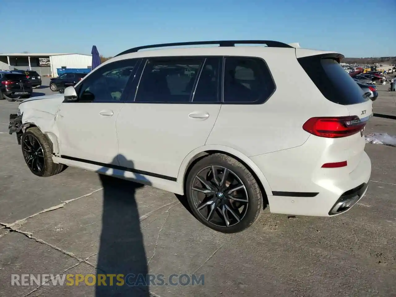2 Photograph of a damaged car 5UXCW2C52KL089472 BMW X7 2019