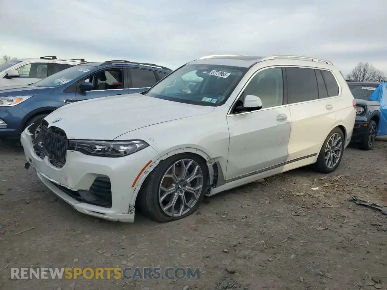 1 Photograph of a damaged car 5UXCW2C53KLB44241 BMW X7 2019