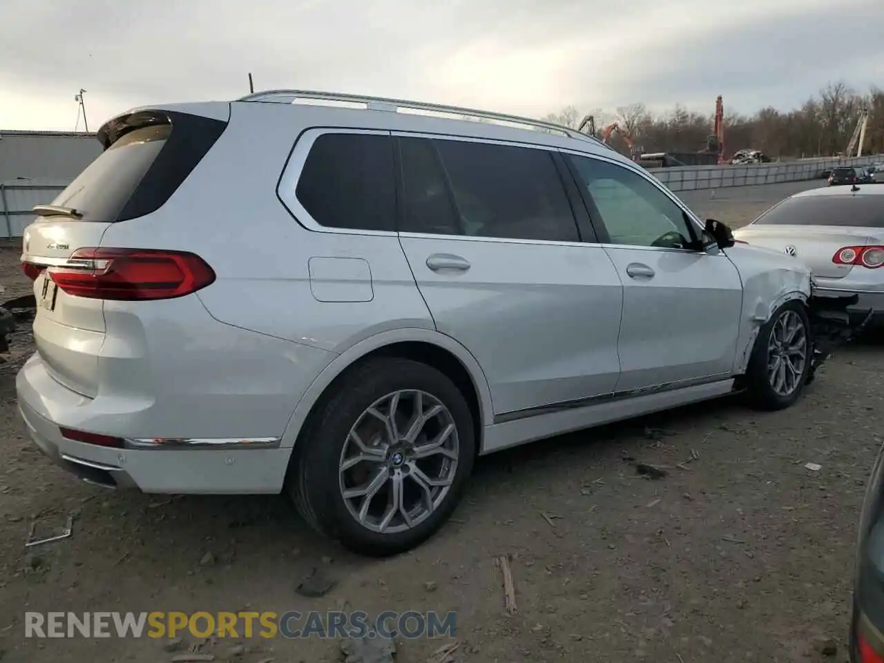 3 Photograph of a damaged car 5UXCW2C53KLB44241 BMW X7 2019