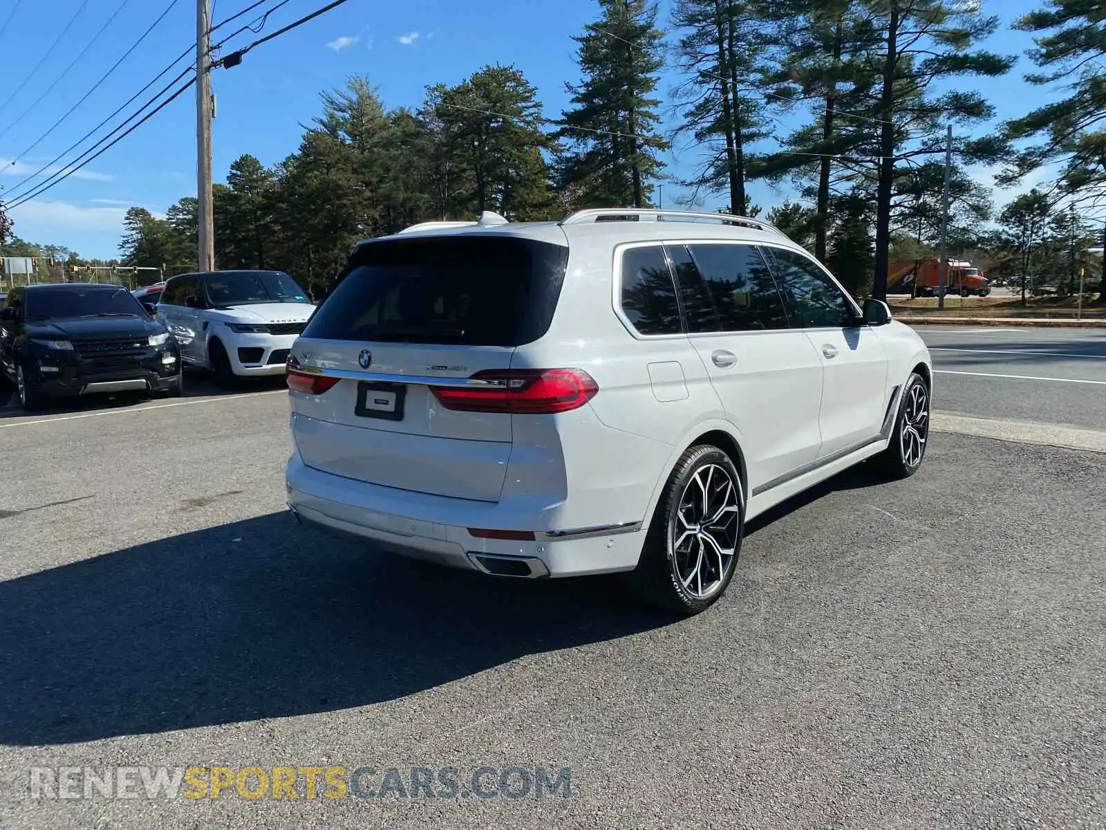 3 Photograph of a damaged car 5UXCW2C55KL082077 BMW X7 2019