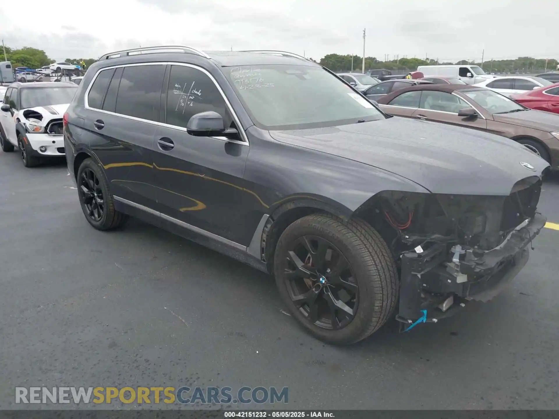 1 Photograph of a damaged car 5UXCW2C56KL081312 BMW X7 2019