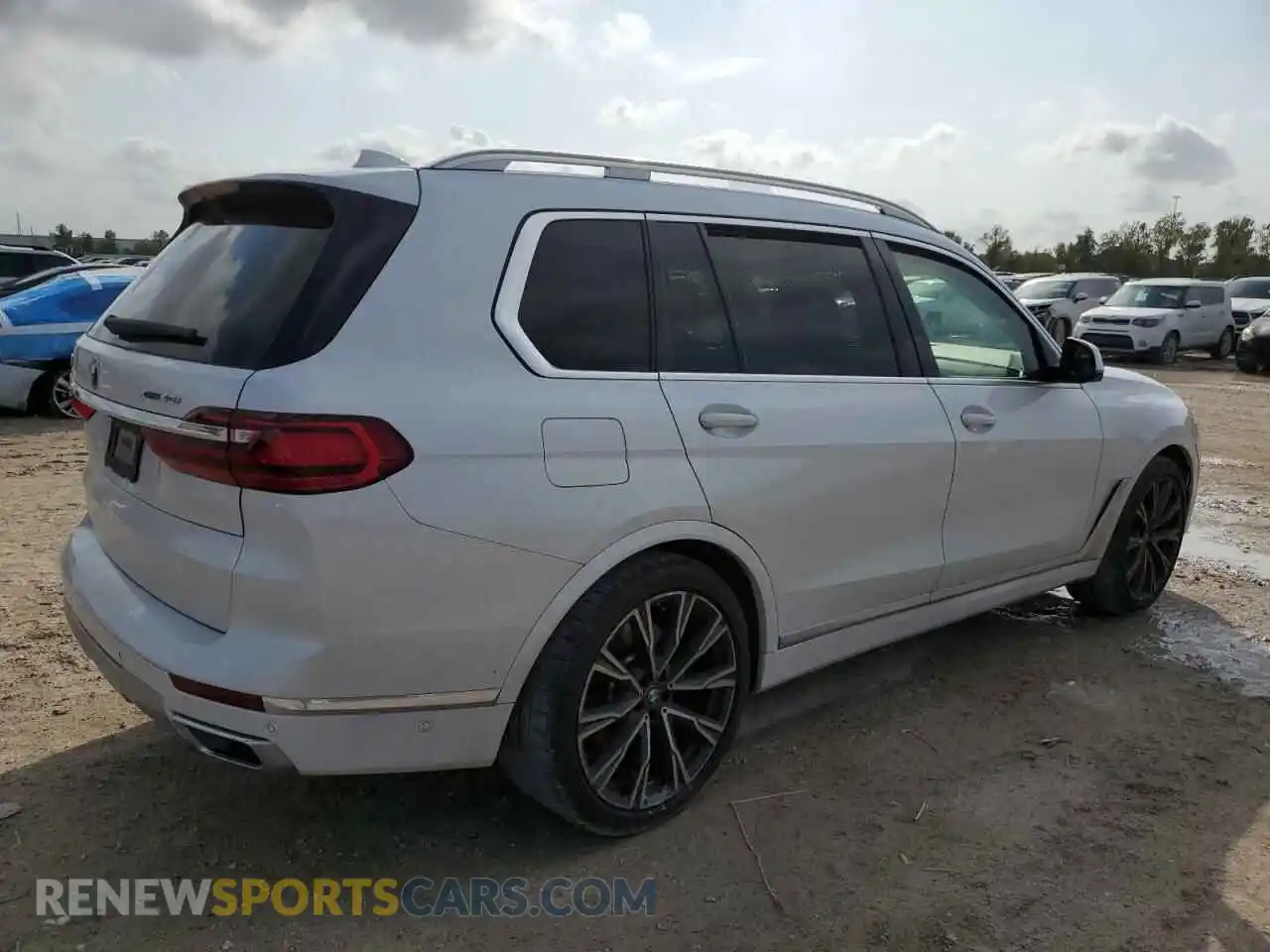 3 Photograph of a damaged car 5UXCW2C58KL085314 BMW X7 2019