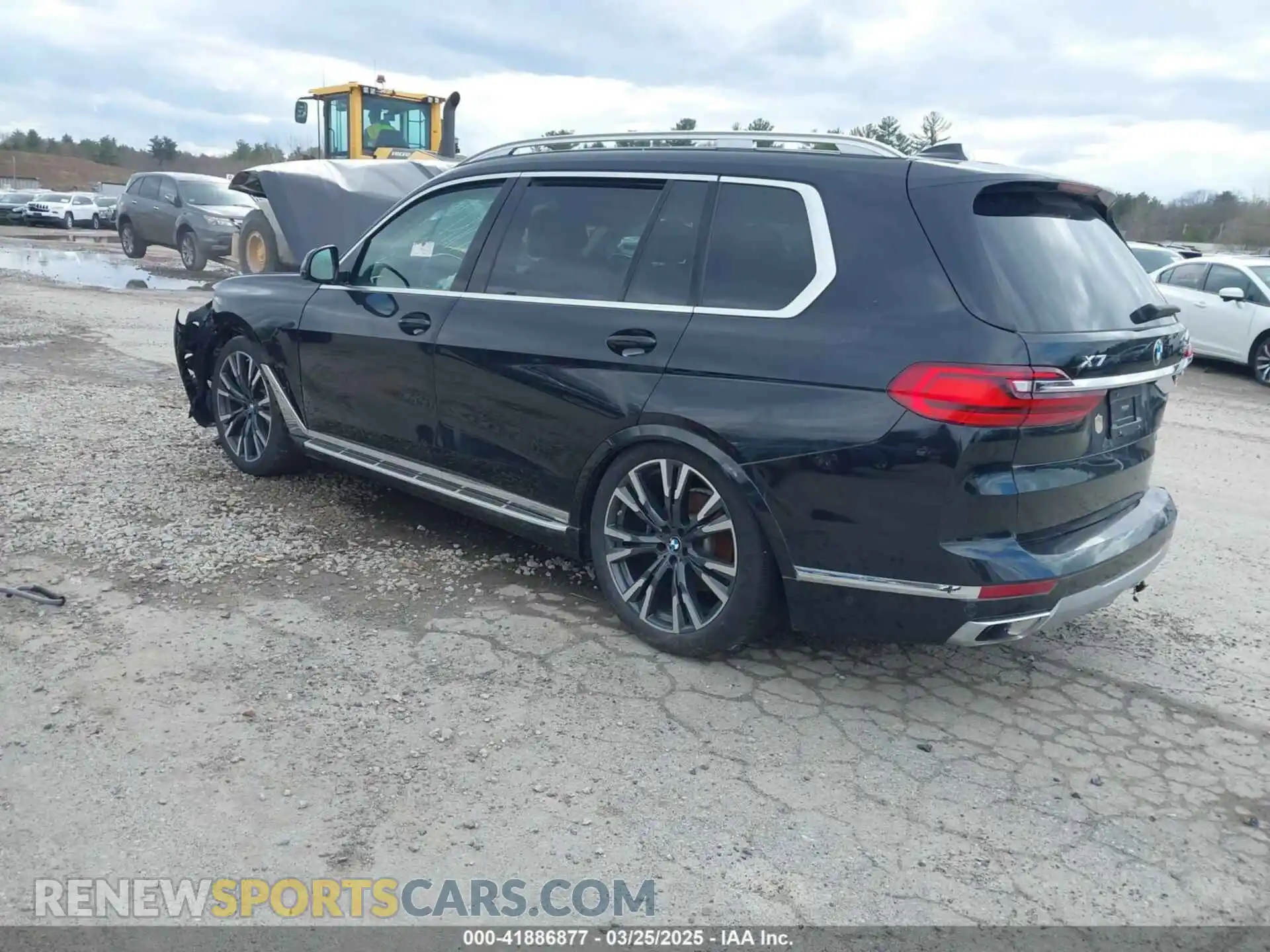3 Photograph of a damaged car 5UXCW2C59KL082759 BMW X7 2019