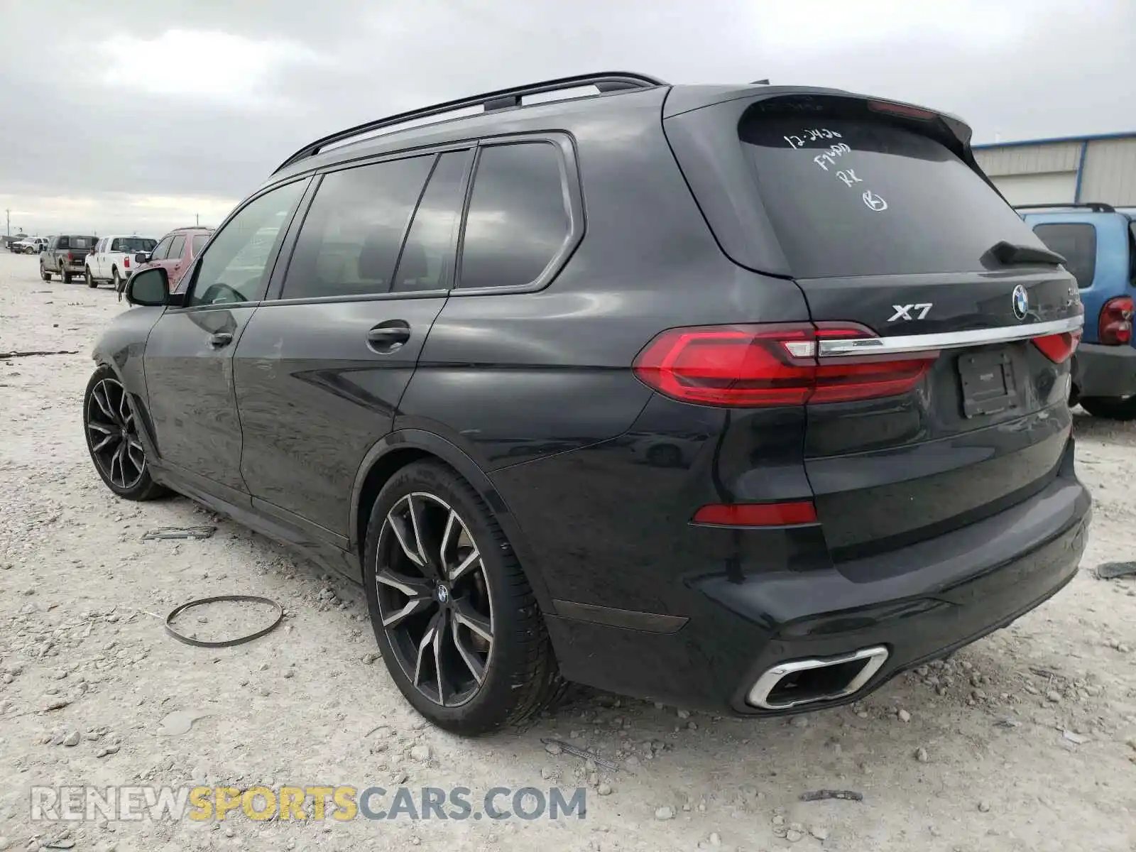 3 Photograph of a damaged car 5UXCX4C53KLS36469 BMW X7 2019