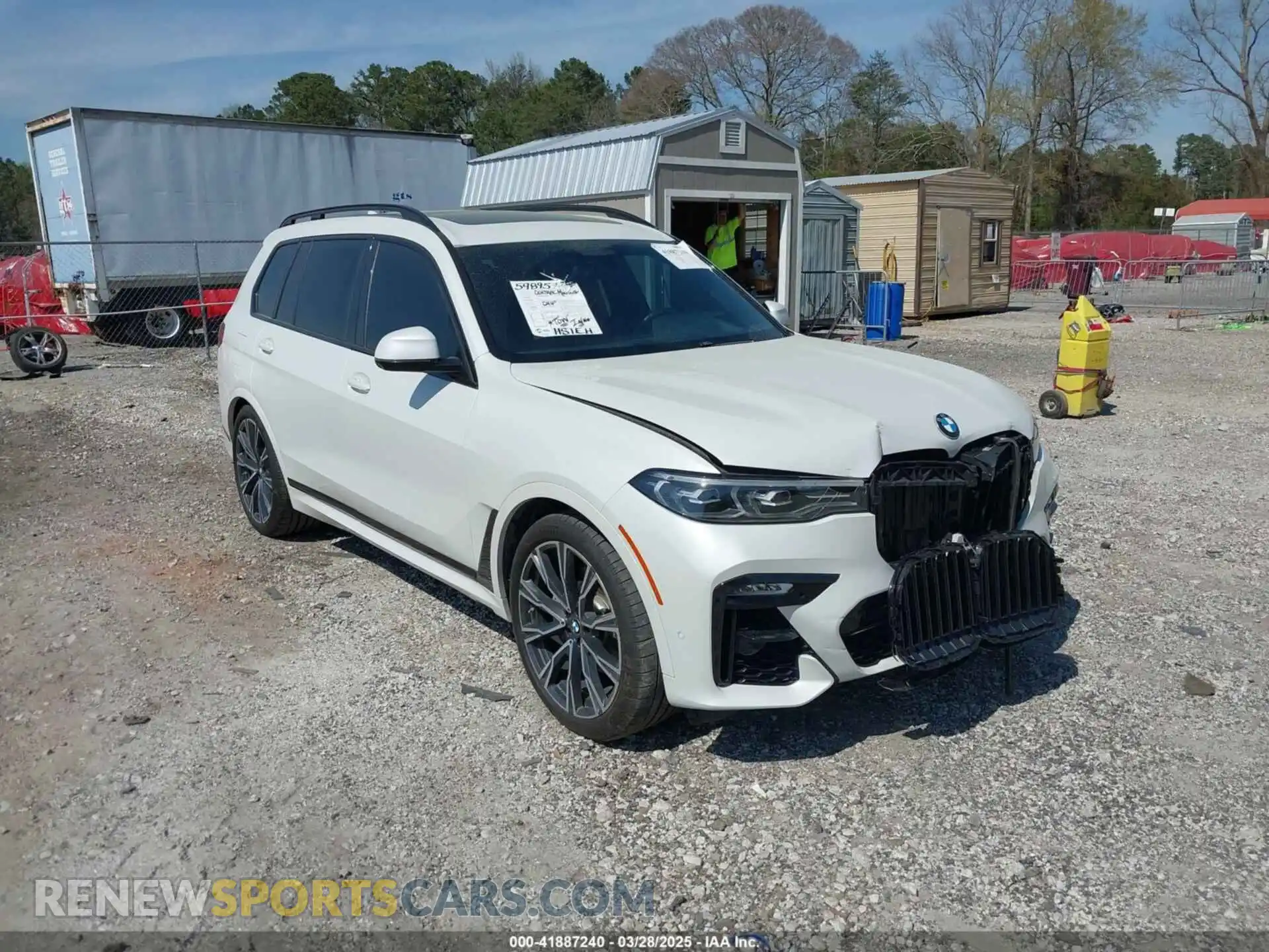 1 Photograph of a damaged car 5UXCX4C54KLS37968 BMW X7 2019