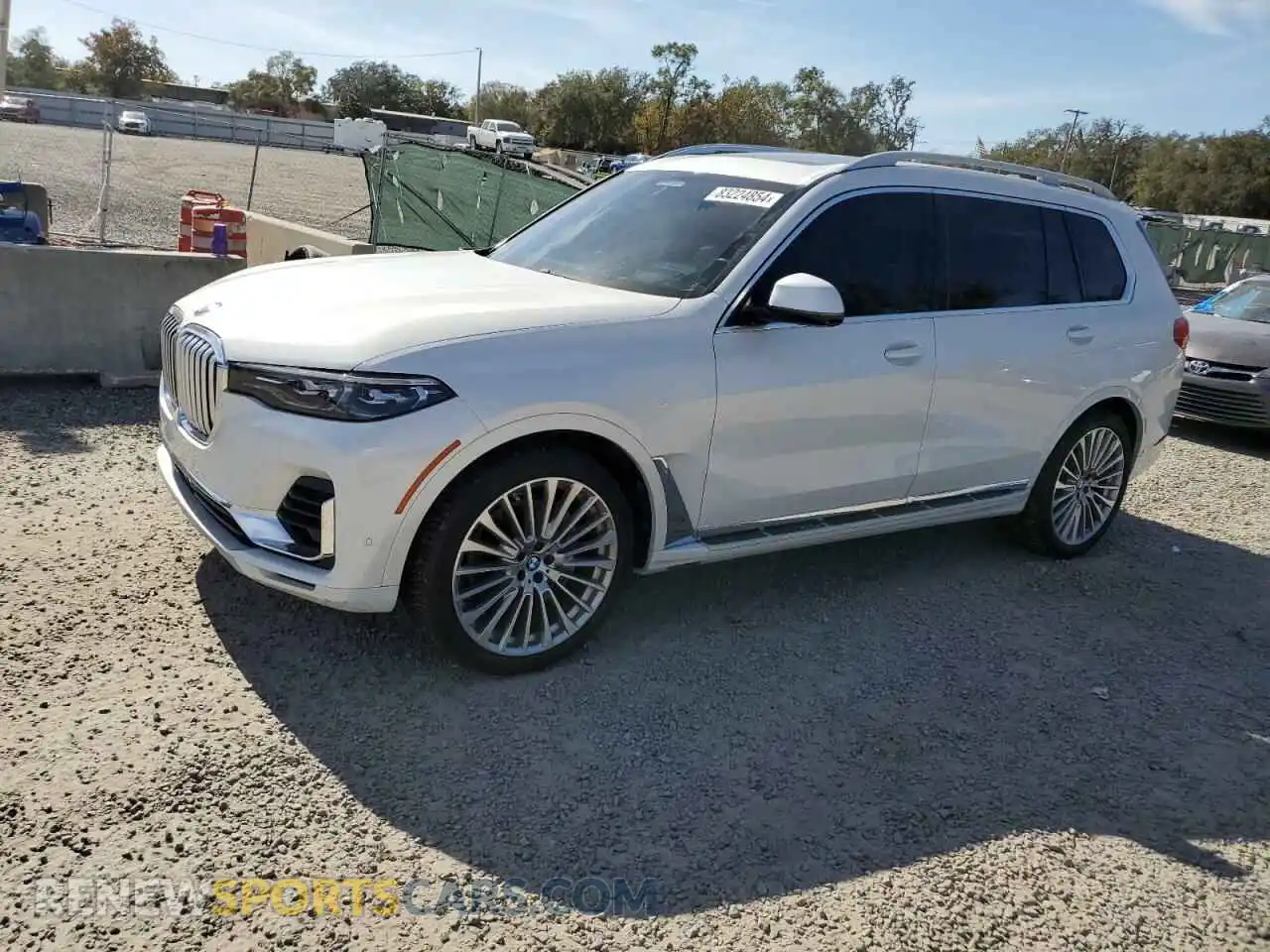 1 Photograph of a damaged car 5UXCX4C55KLS36196 BMW X7 2019