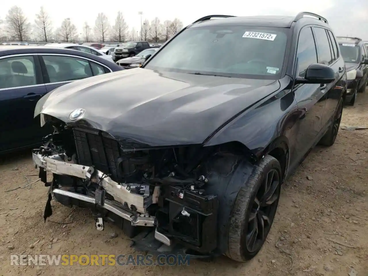 2 Photograph of a damaged car 5UXCX4C59KLS36704 BMW X7 2019