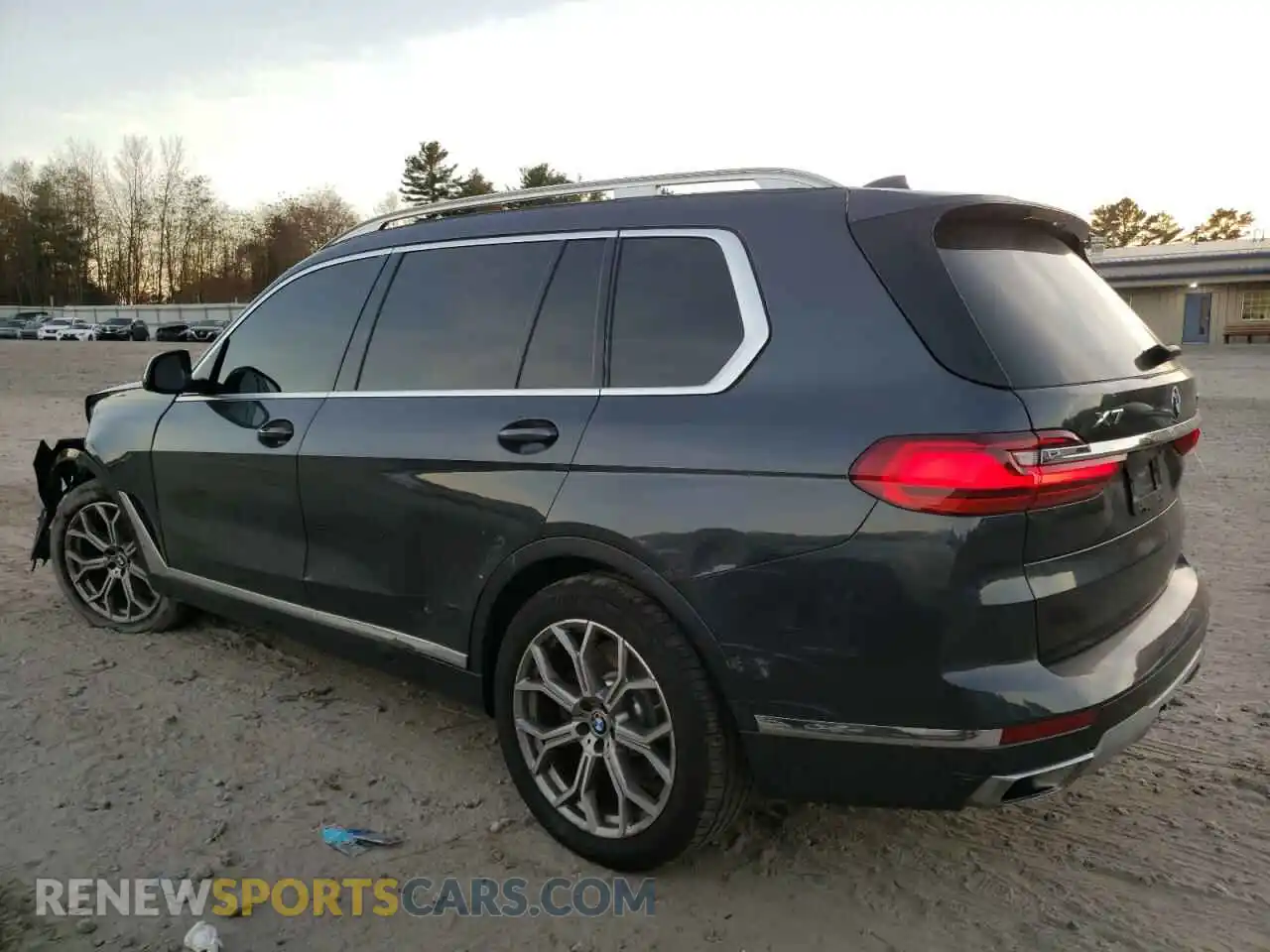 2 Photograph of a damaged car 5UXCW2C01L9A01971 BMW X7 2020