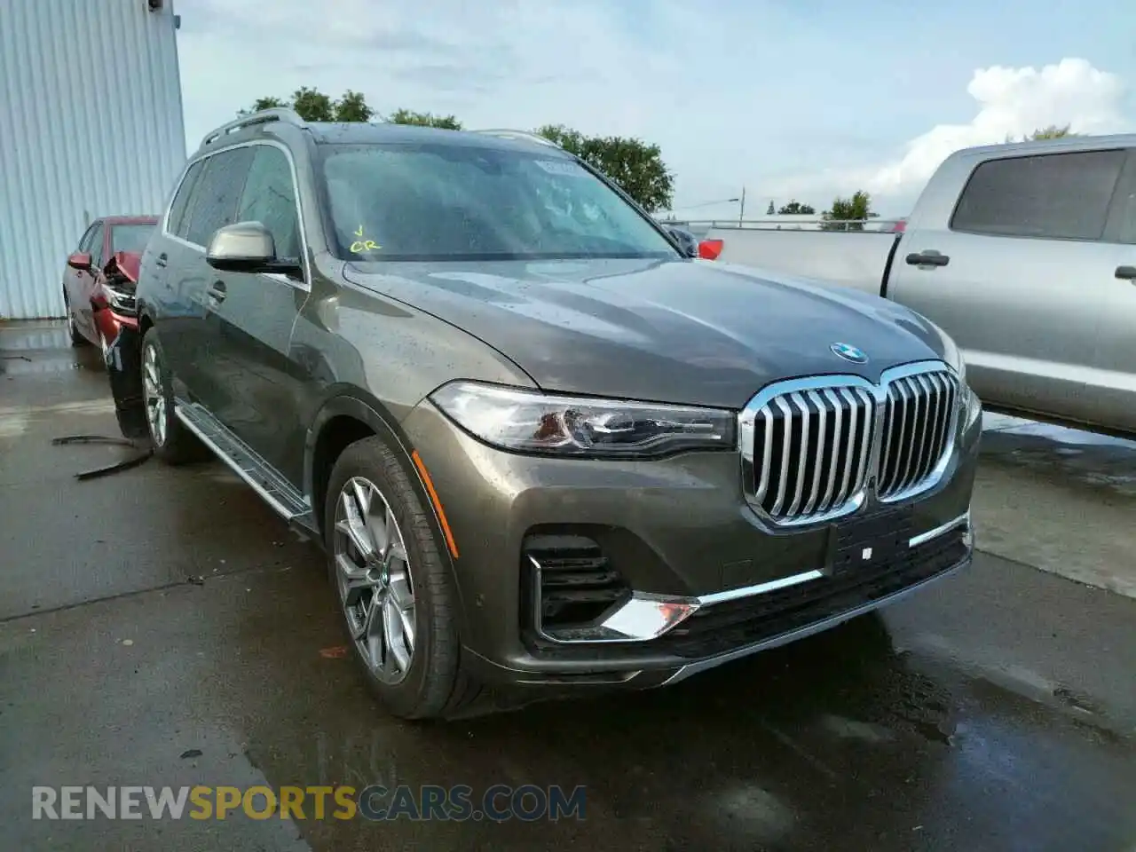 1 Фотография поврежденного автомобиля 5UXCW2C02L9C27677 BMW X7 2020