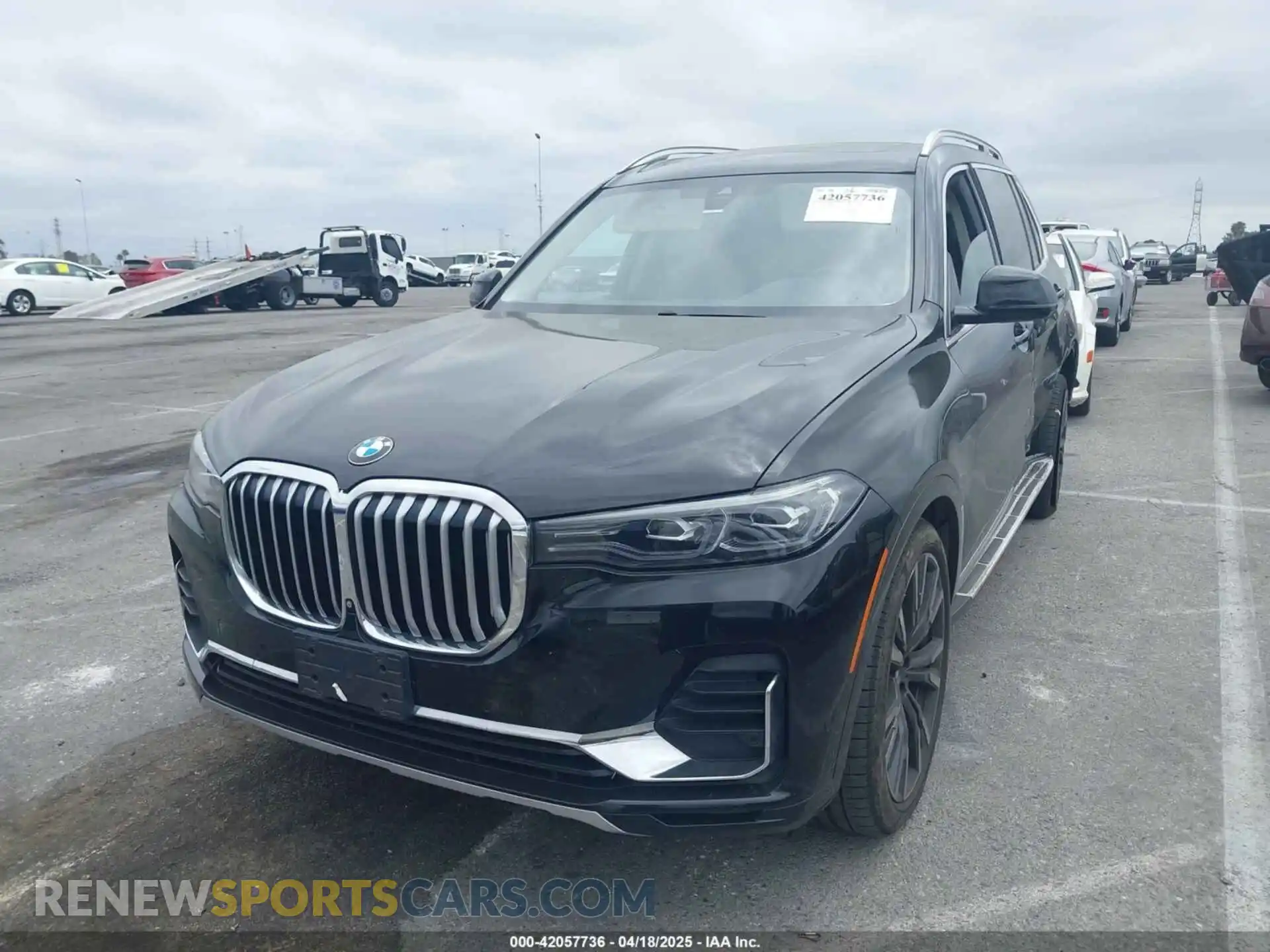 2 Photograph of a damaged car 5UXCW2C03L9A00546 BMW X7 2020
