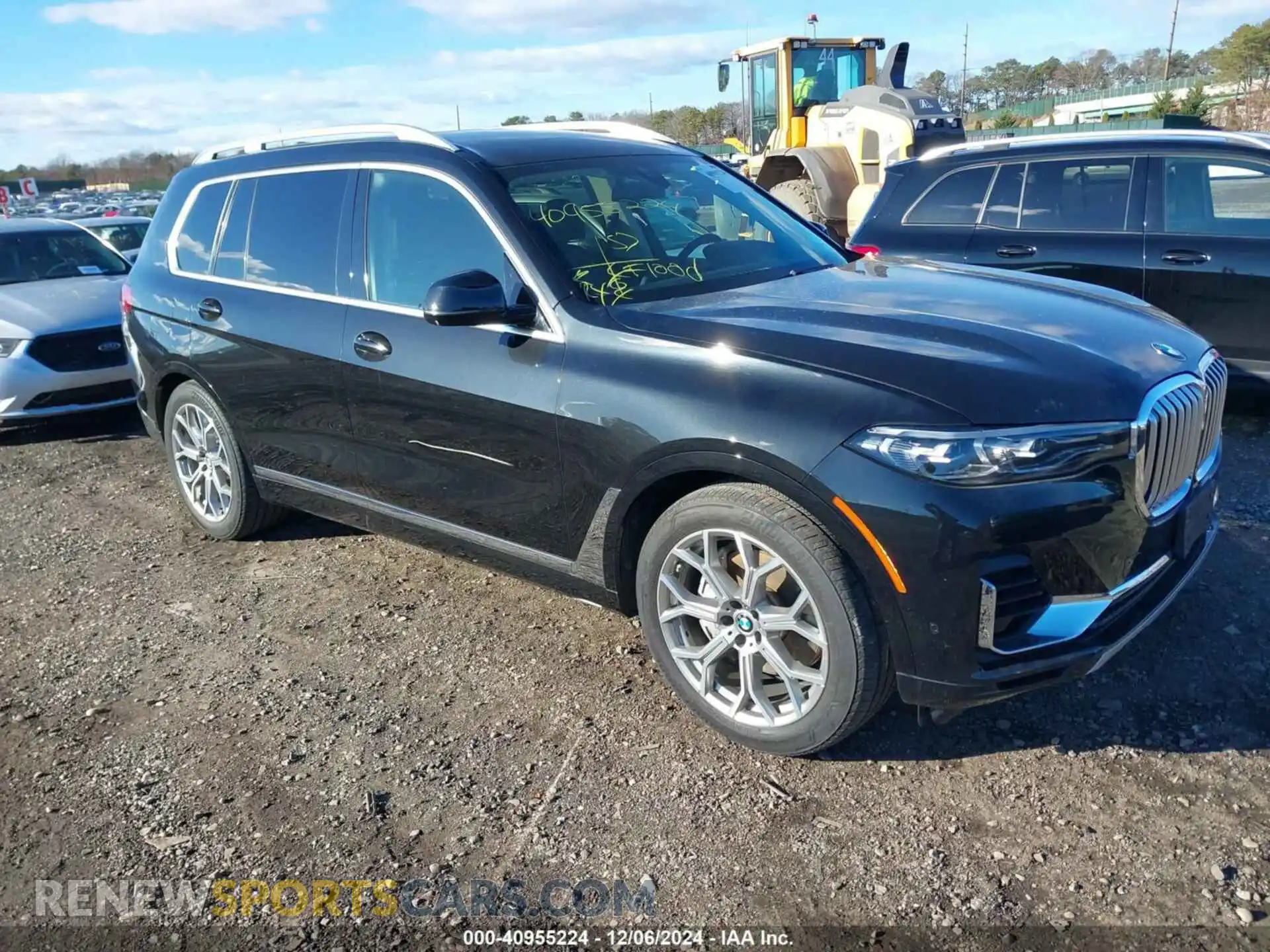1 Photograph of a damaged car 5UXCW2C05L9A03142 BMW X7 2020