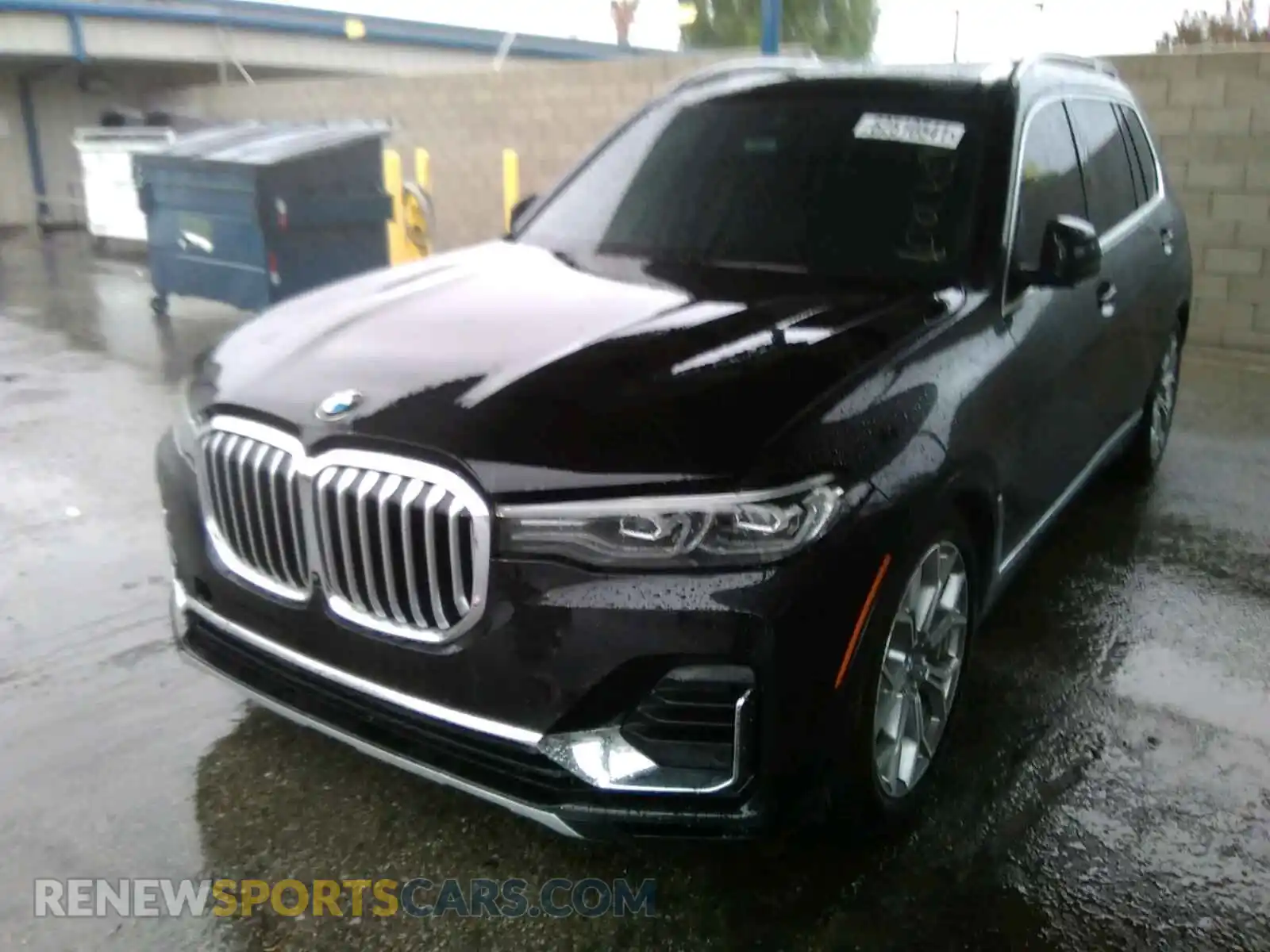2 Photograph of a damaged car 5UXCW2C08L9A00851 BMW X7 2020