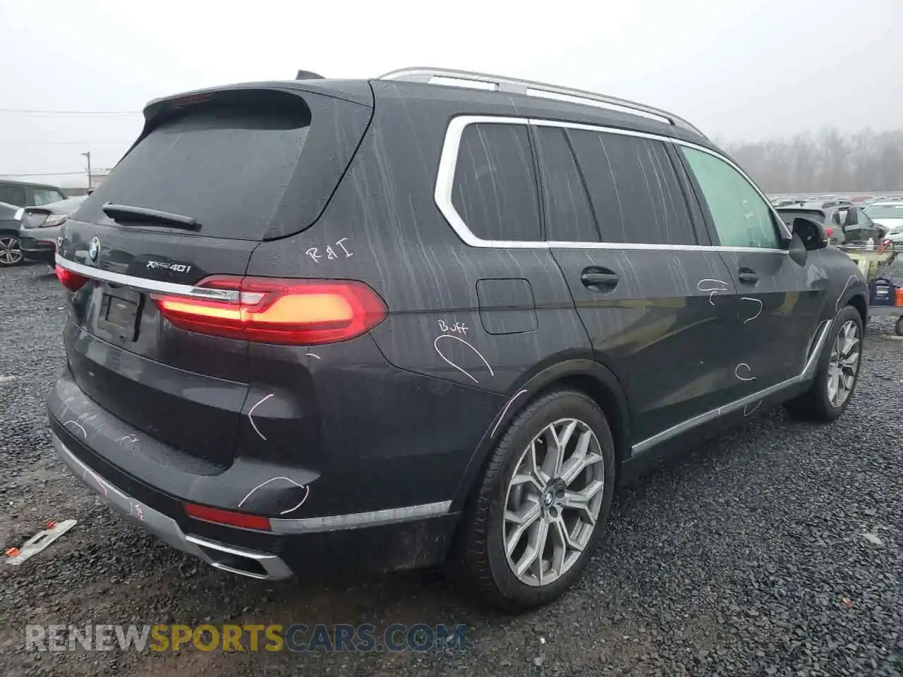 3 Photograph of a damaged car 5UXCW2C09L9A00079 BMW X7 2020