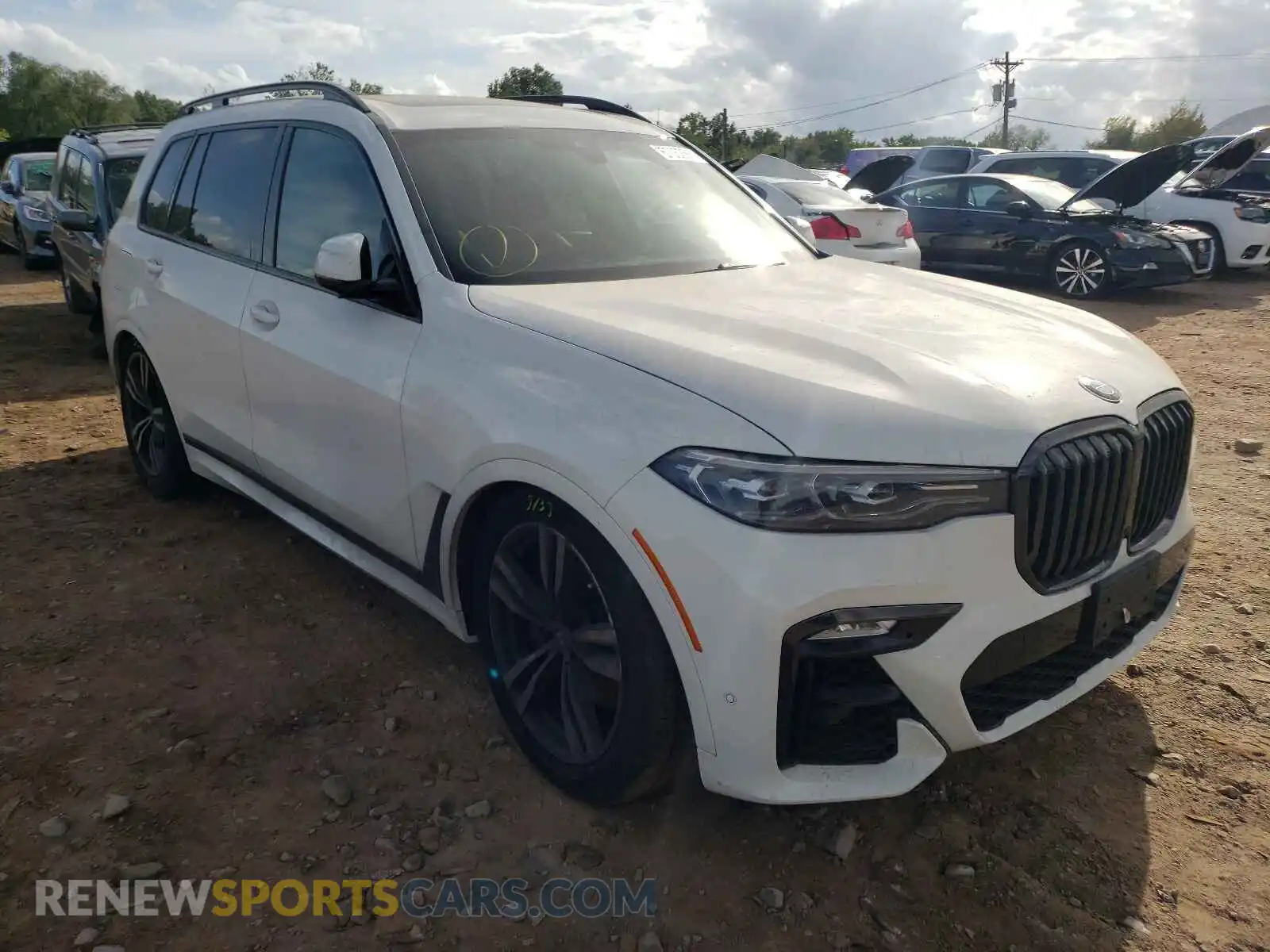 1 Photograph of a damaged car 5UXCW2C09L9A02897 BMW X7 2020