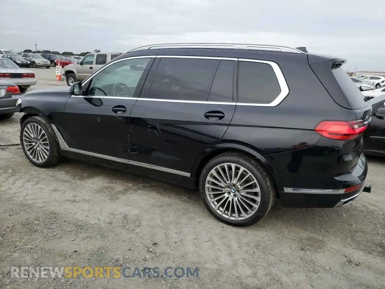2 Photograph of a damaged car 5UXCW2C0XL9B71407 BMW X7 2020