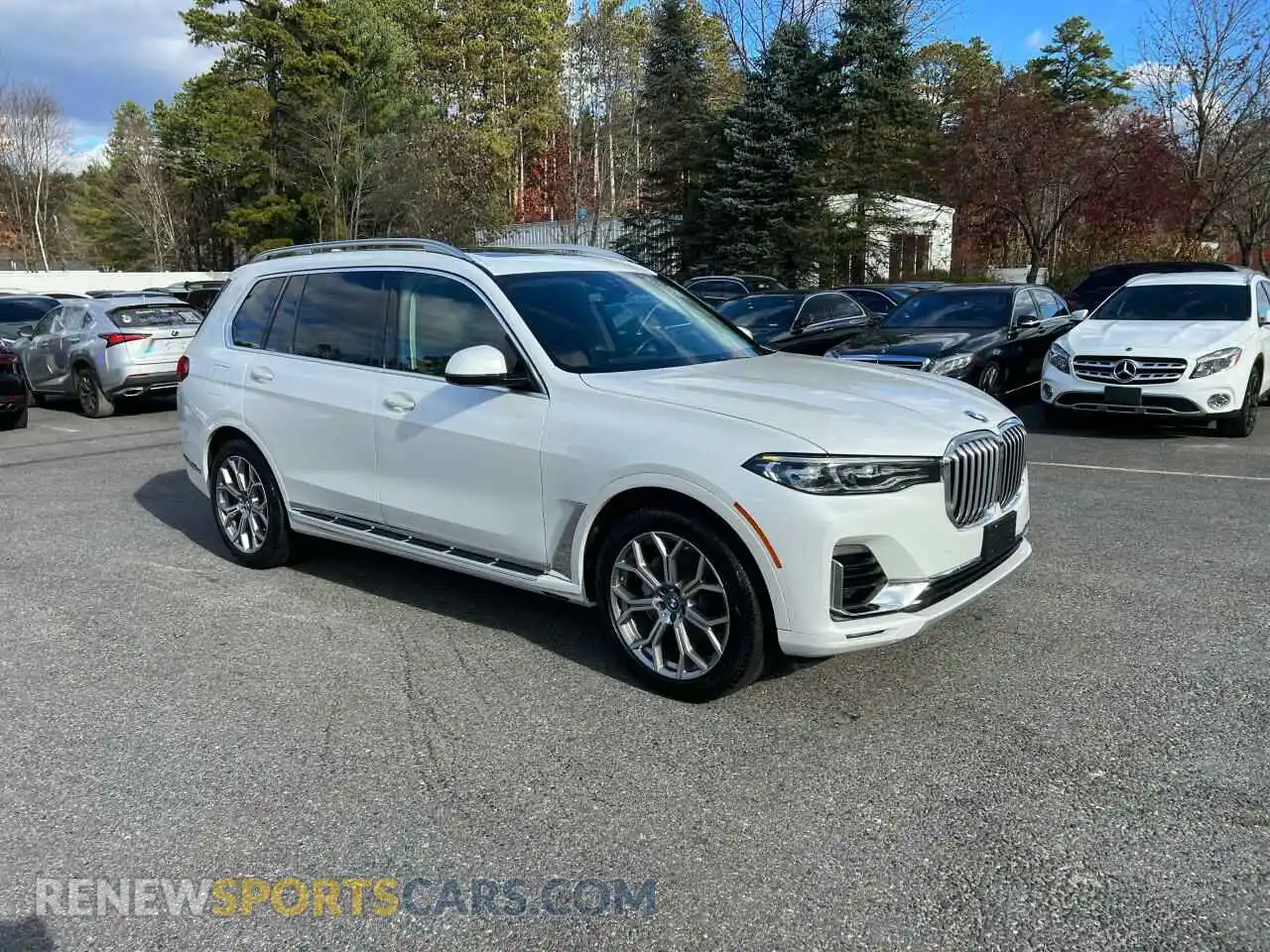 2 Photograph of a damaged car 5UXCW2C0XL9B89146 BMW X7 2020