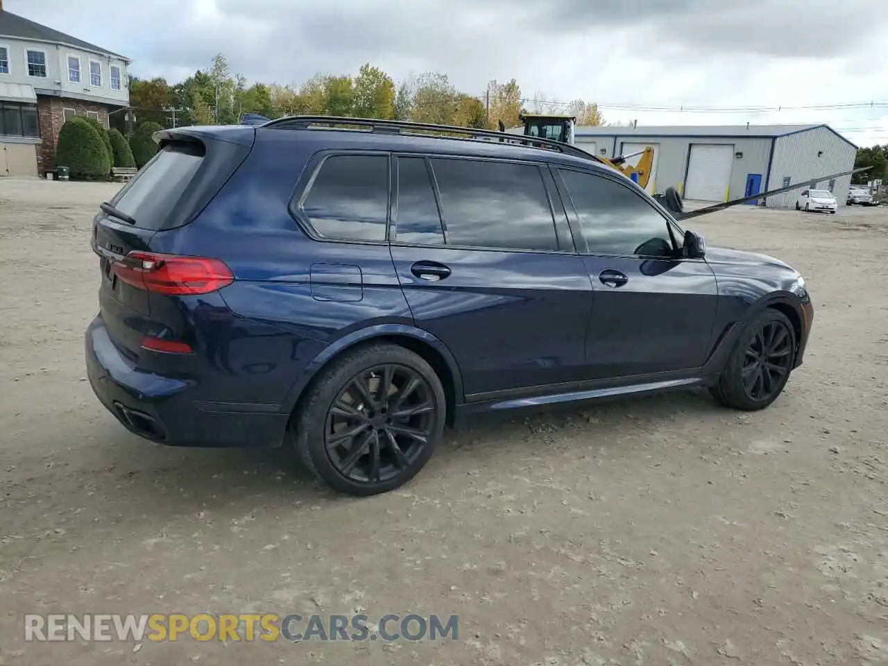 3 Photograph of a damaged car 5UXCX6C07L9C42678 BMW X7 2020