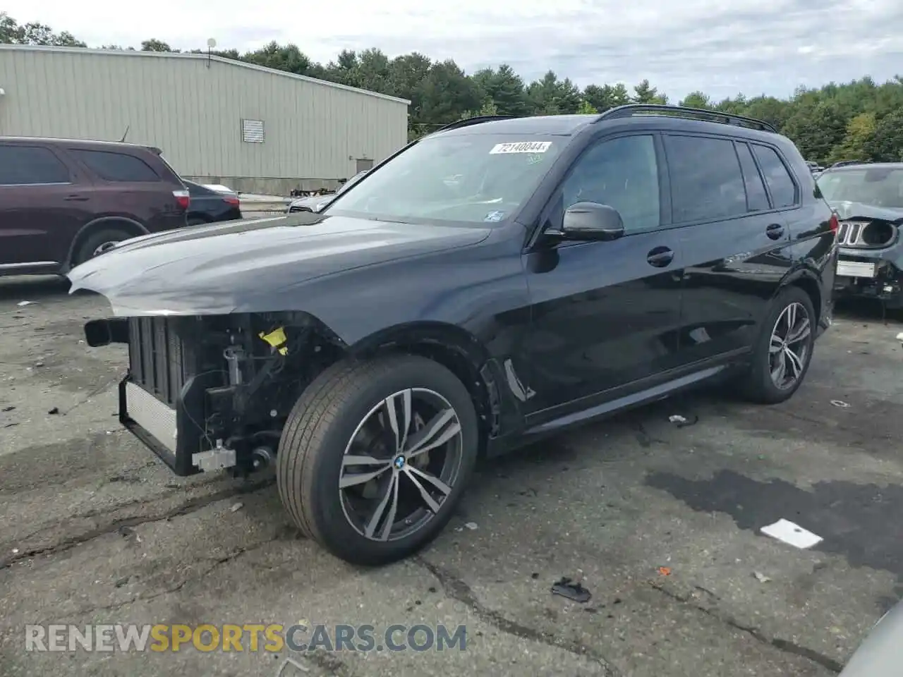 1 Photograph of a damaged car 5UXCW2C00M9H99915 BMW X7 2021