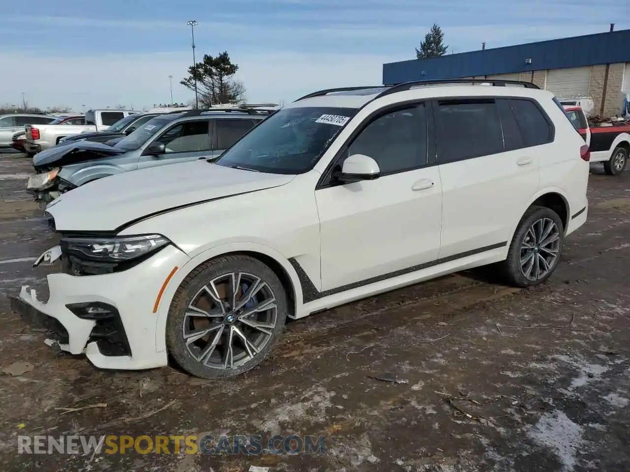 1 Photograph of a damaged car 5UXCW2C01M9E59155 BMW X7 2021