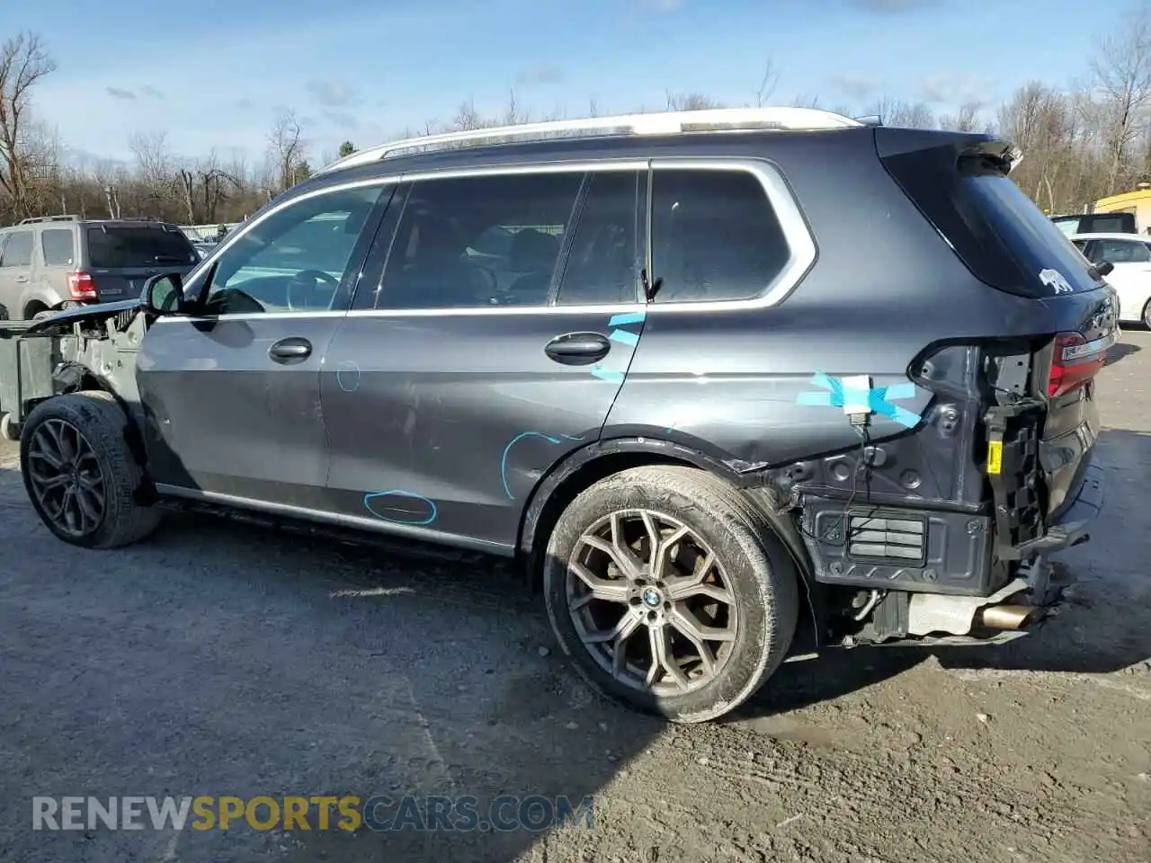 2 Photograph of a damaged car 5UXCW2C01M9G38103 BMW X7 2021