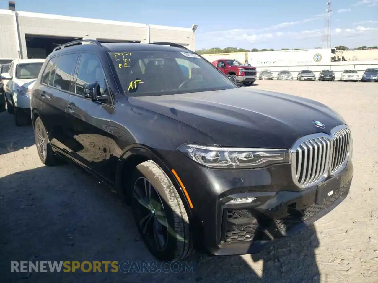 1 Photograph of a damaged car 5UXCW2C02M9E55339 BMW X7 2021