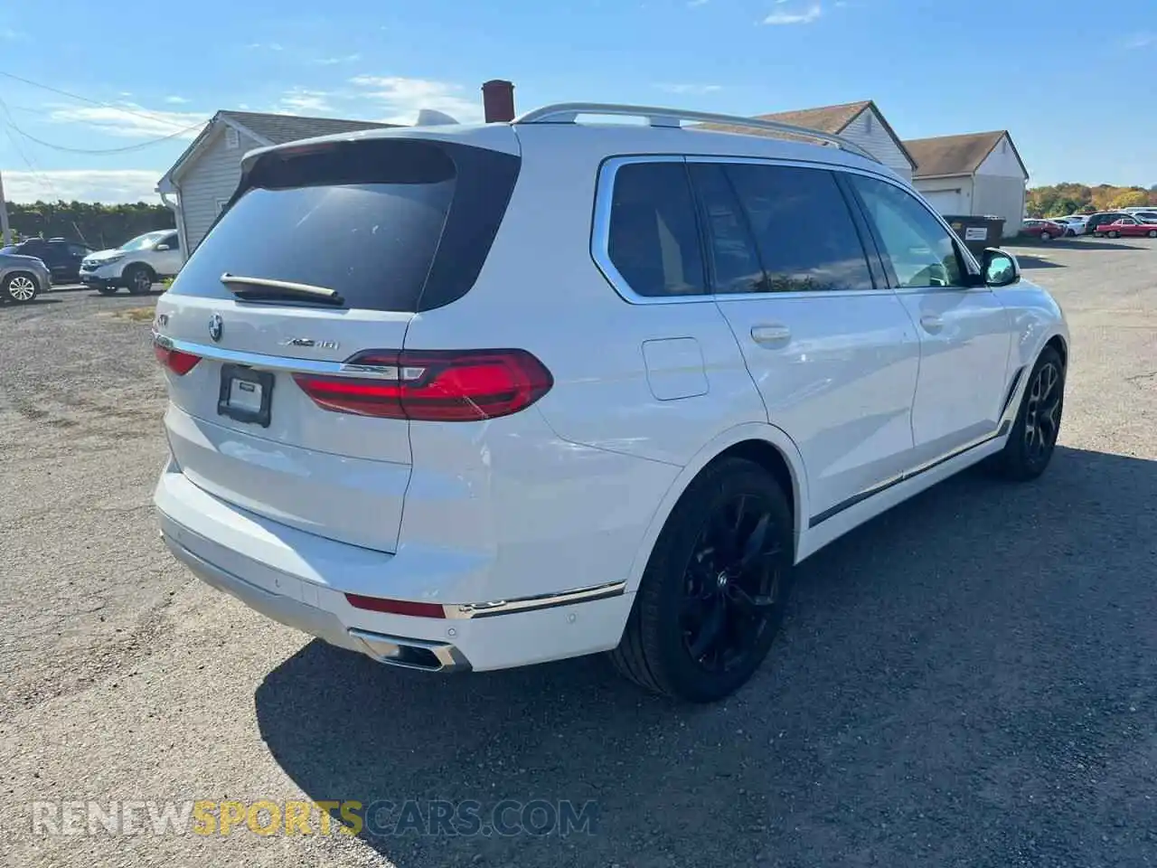 3 Photograph of a damaged car 5UXCW2C02M9E88356 BMW X7 2021