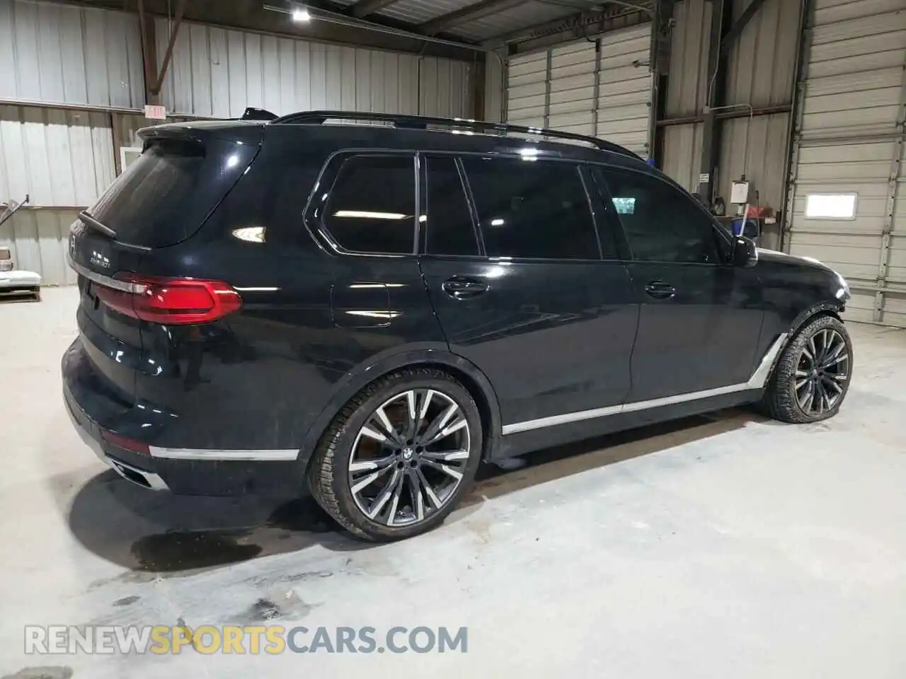 3 fotografías del automóvil dañado 5UXCW2C03M9H51860 BMW X7 2021