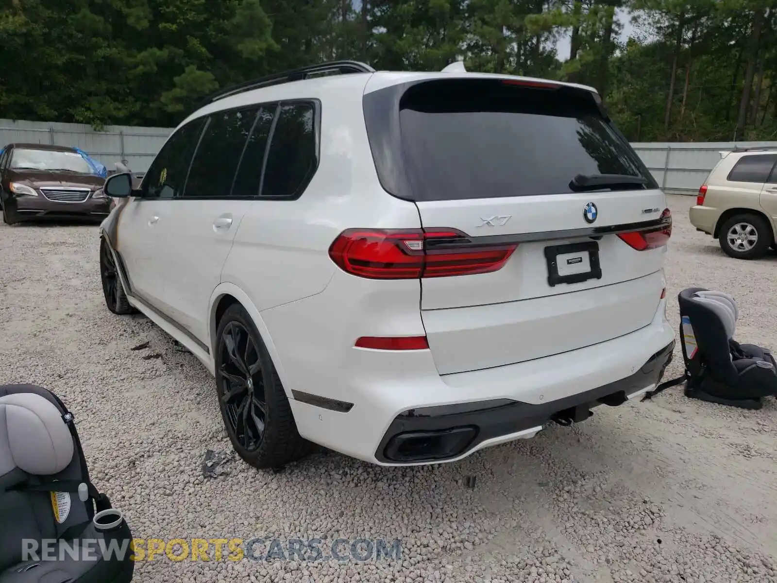 3 fotografías del automóvil dañado 5UXCW2C03M9H67153 BMW X7 2021