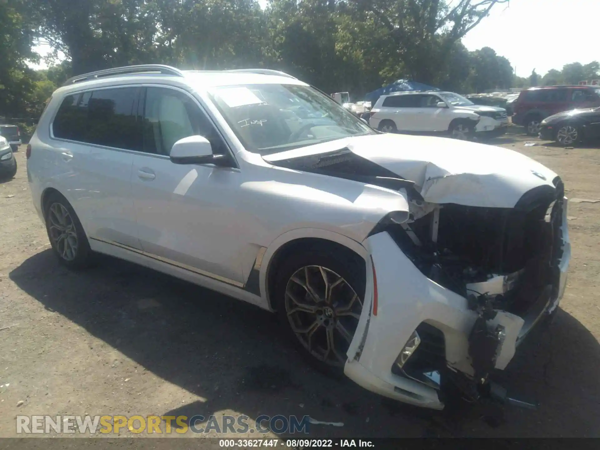 1 Photograph of a damaged car 5UXCW2C04M9G38936 BMW X7 2021