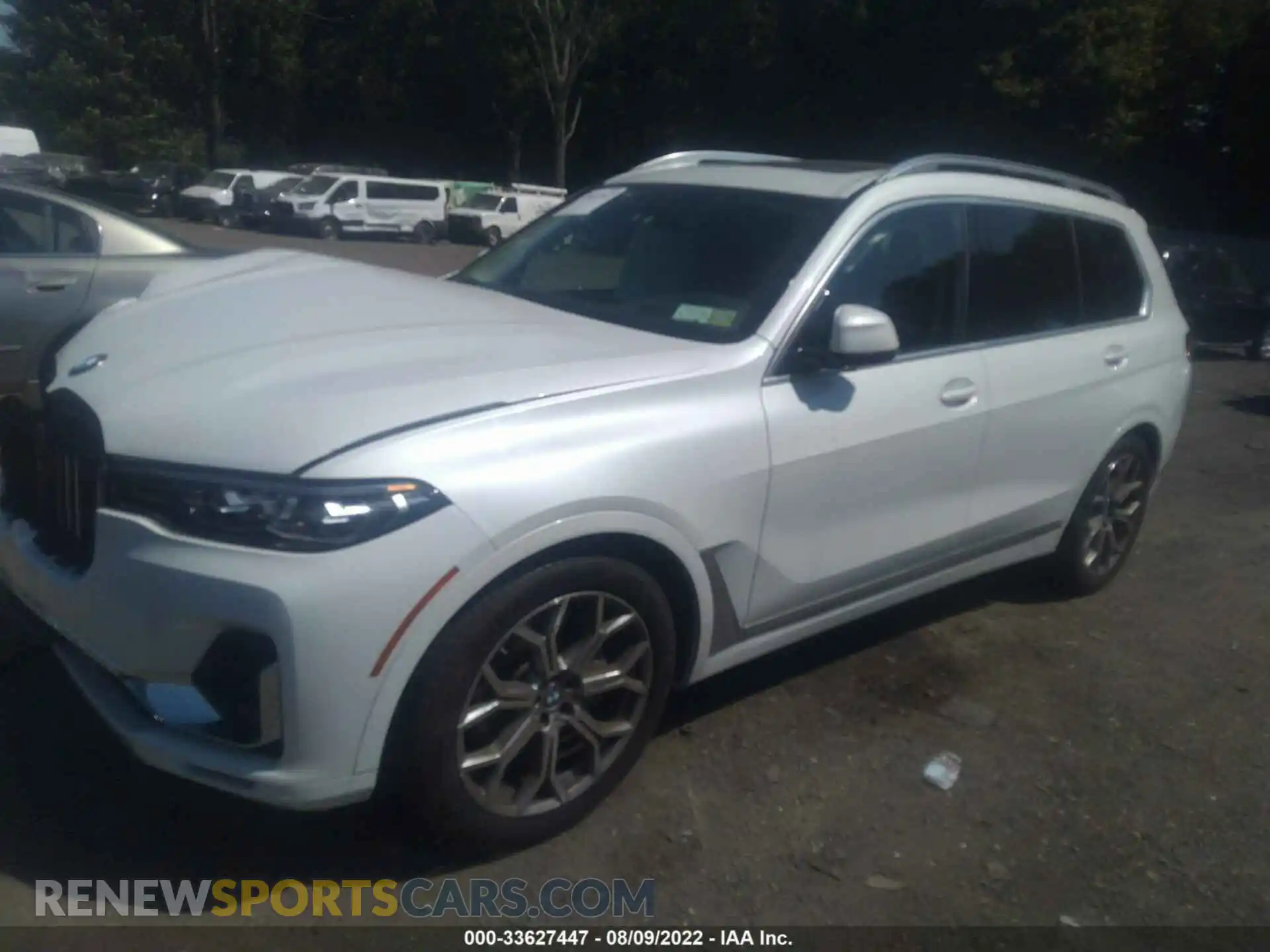 2 Photograph of a damaged car 5UXCW2C04M9G38936 BMW X7 2021