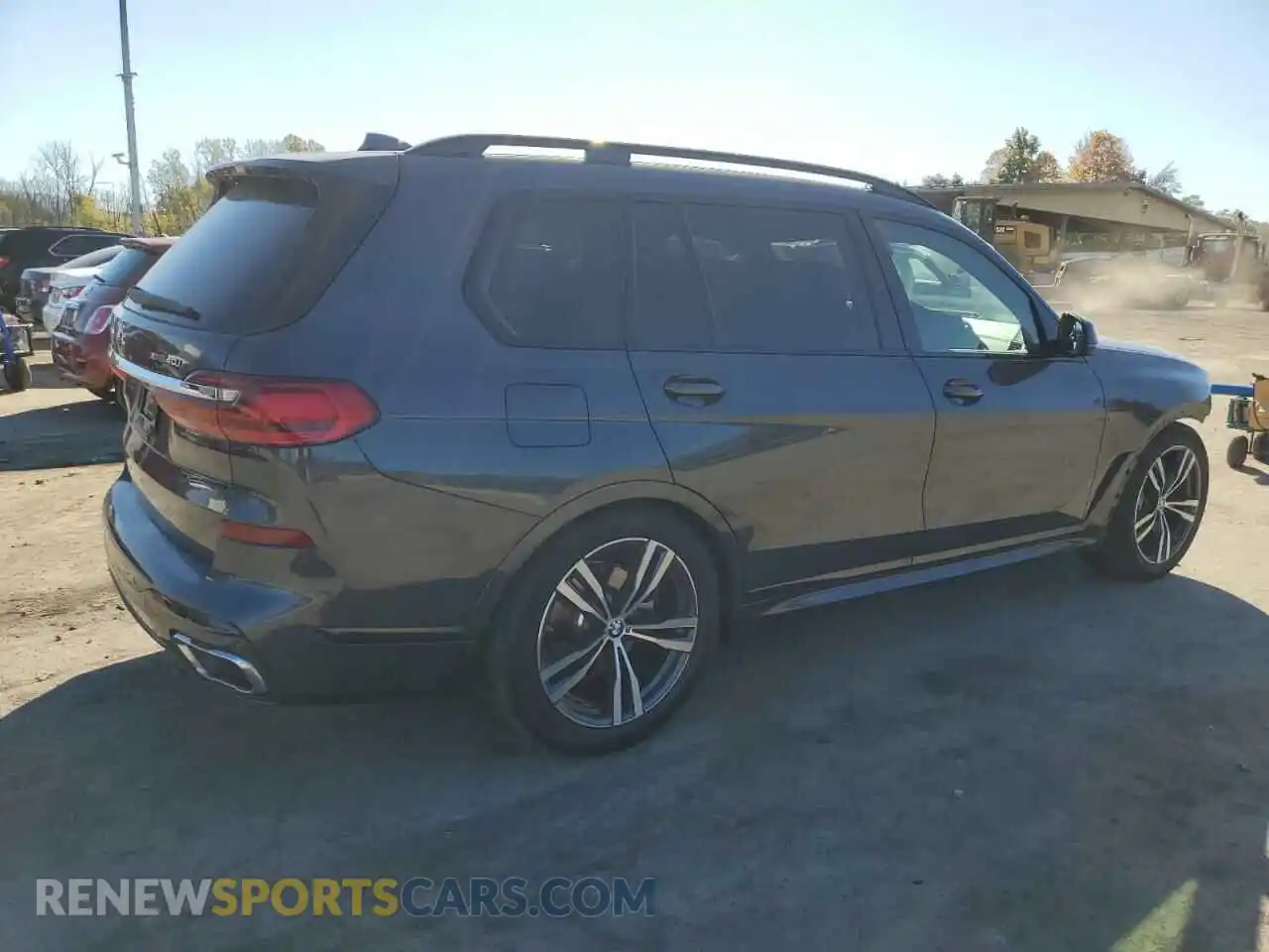 3 Photograph of a damaged car 5UXCW2C04M9G58636 BMW X7 2021