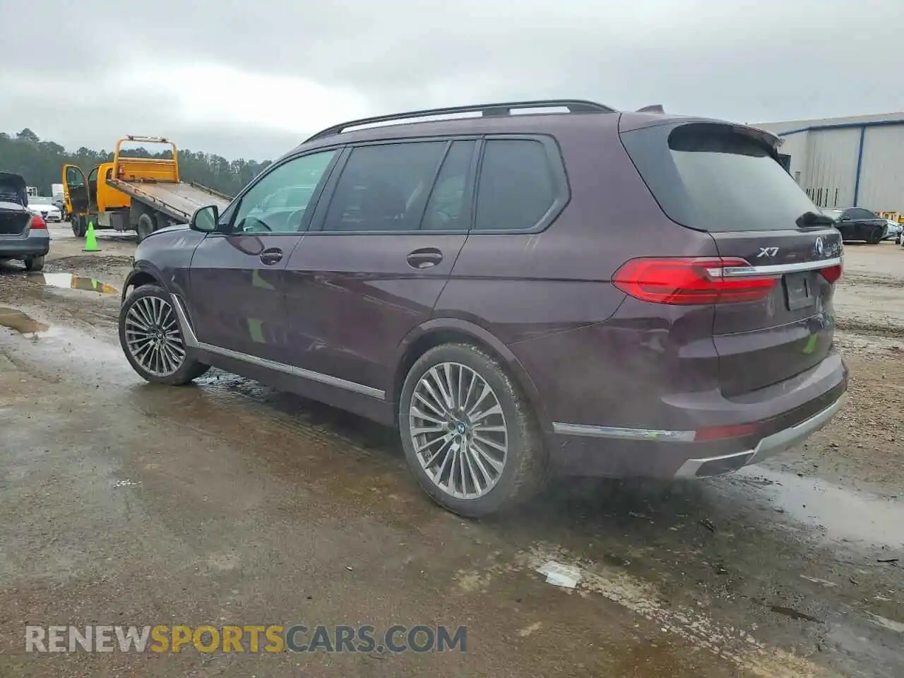 2 Photograph of a damaged car 5UXCW2C05M9F58349 BMW X7 2021