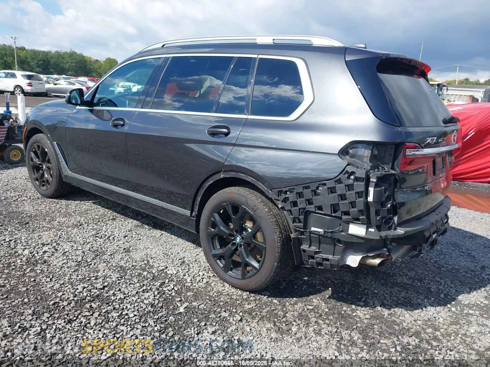 3 Фотография поврежденного автомобиля 5UXCW2C06M9E28483 BMW X7 2021