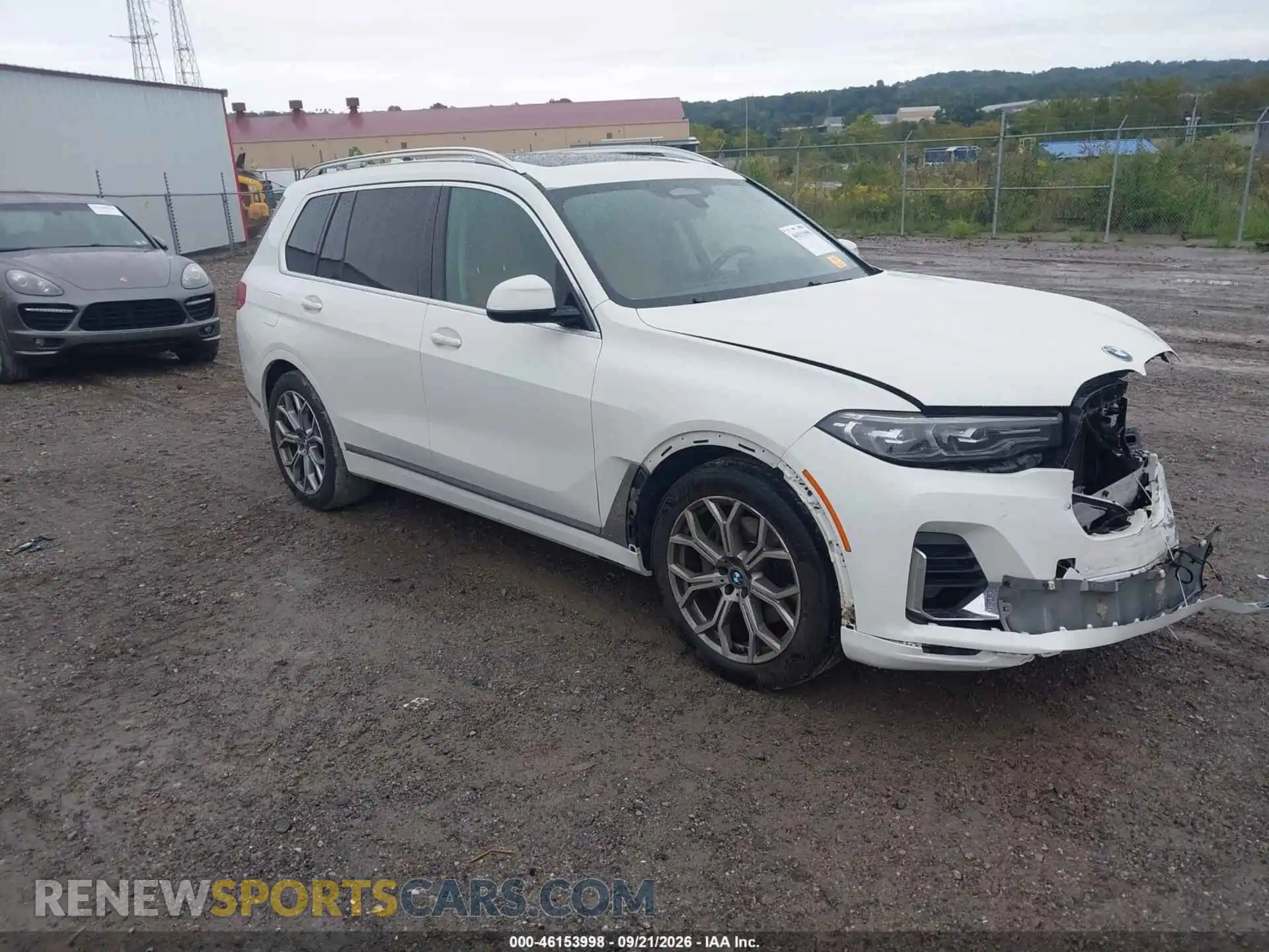 1 Photograph of a damaged car 5UXCW2C06M9E41007 BMW X7 2021