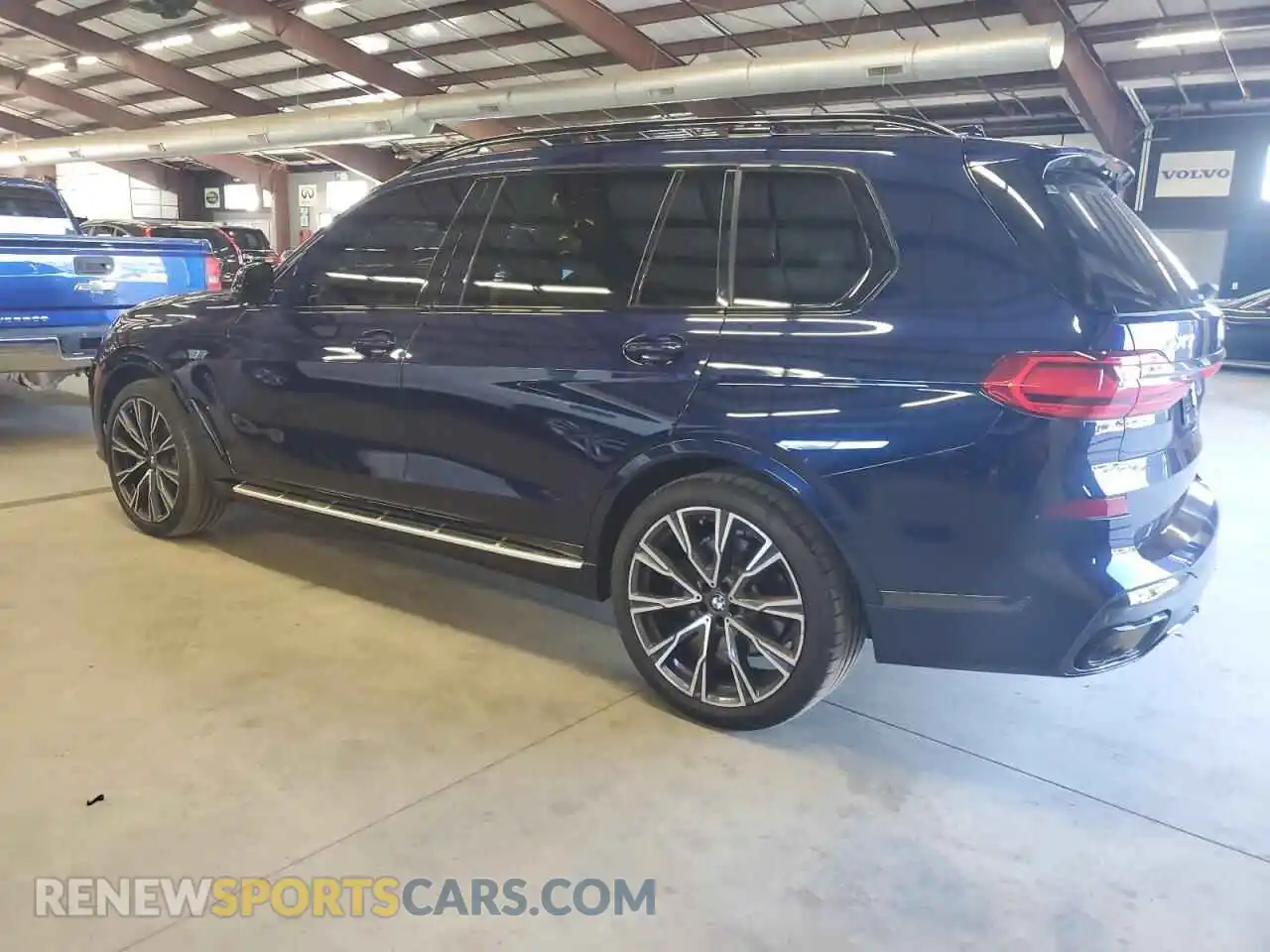 2 Фотография поврежденного автомобиля 5UXCW2C08M9F03281 BMW X7 2021