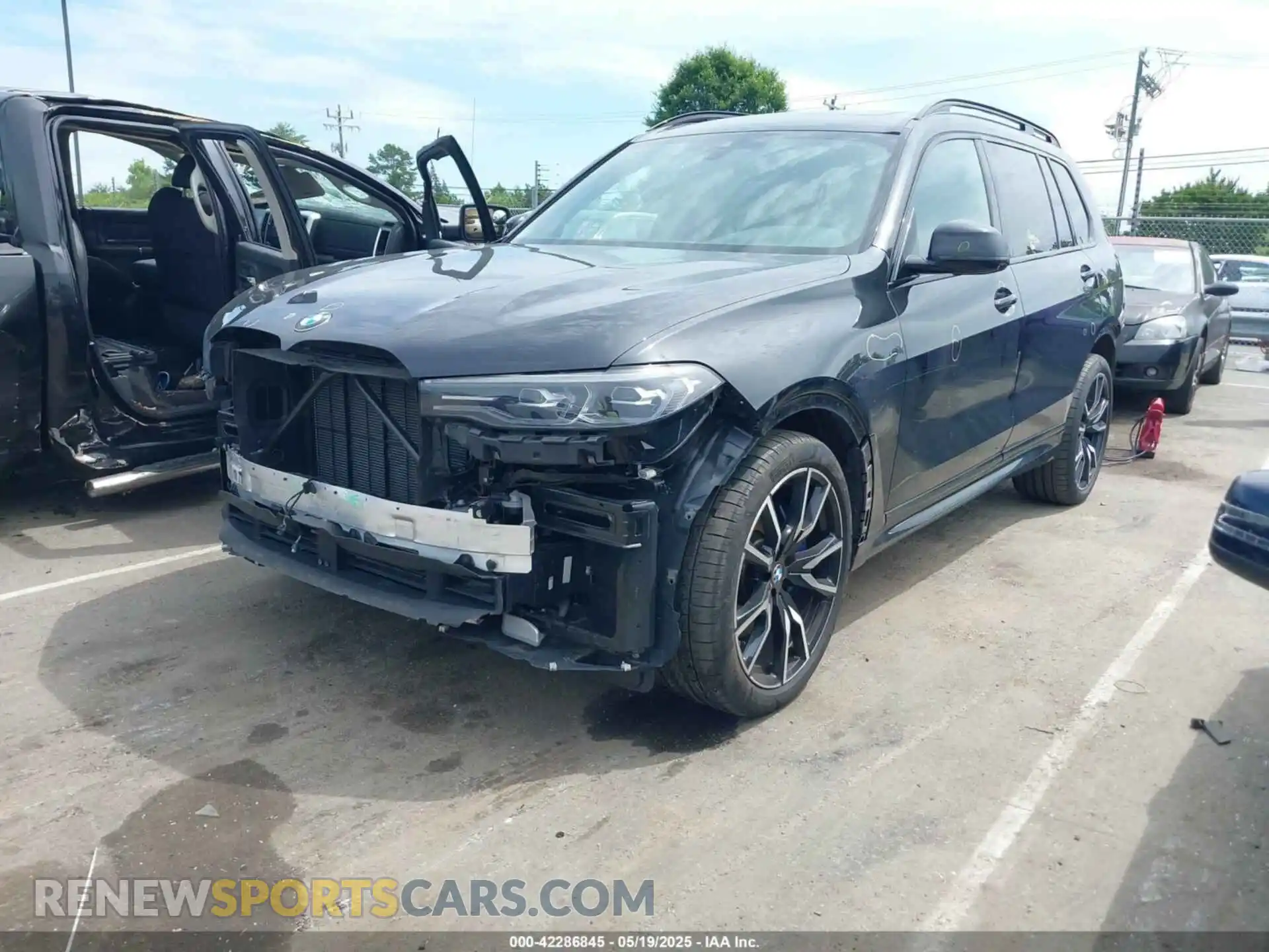 2 fotografías del automóvil dañado 5UXCW2C08M9H62269 BMW X7 2021
