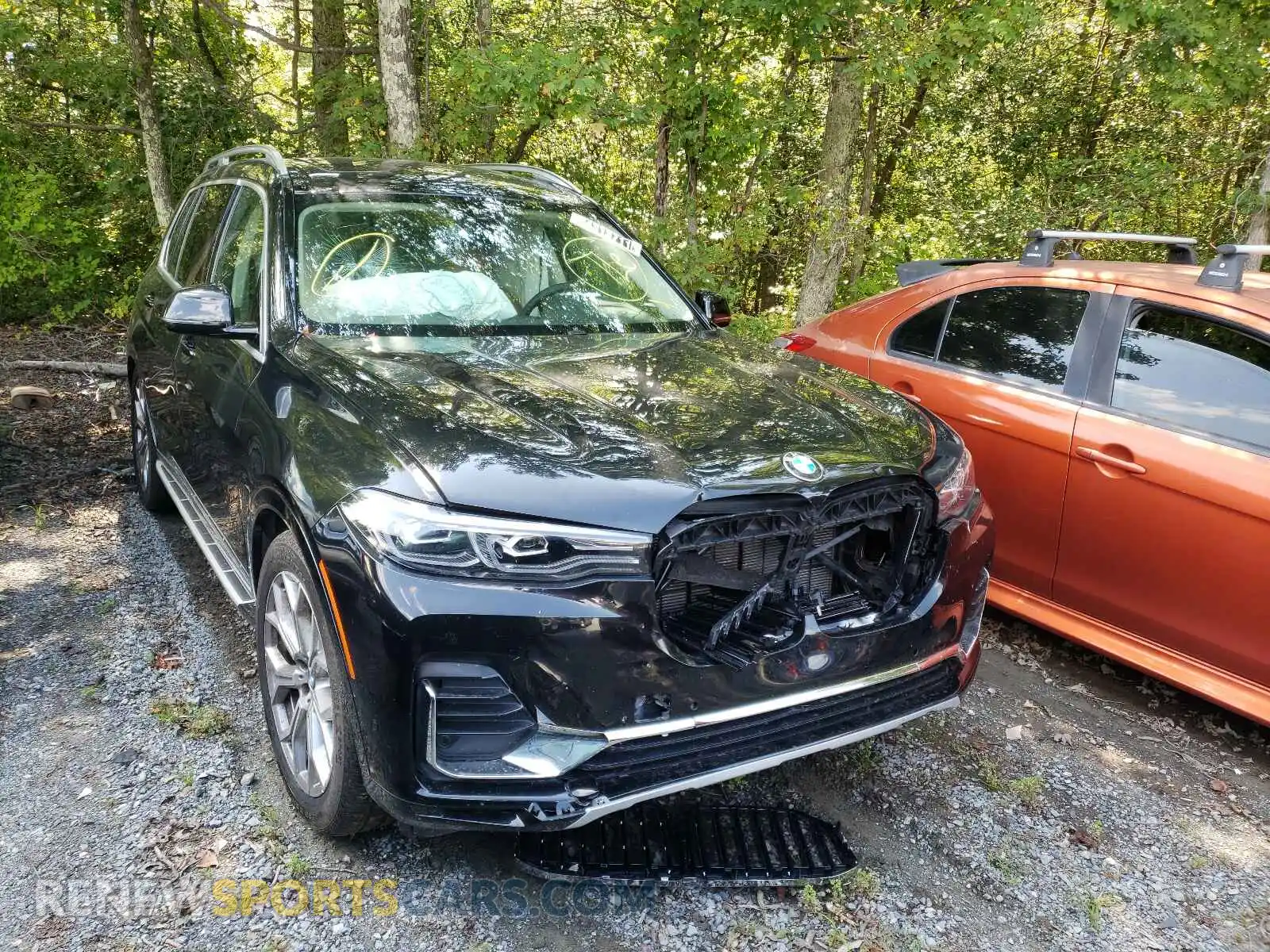 1 Photograph of a damaged car 5UXCW2C0XM9F67838 BMW X7 2021