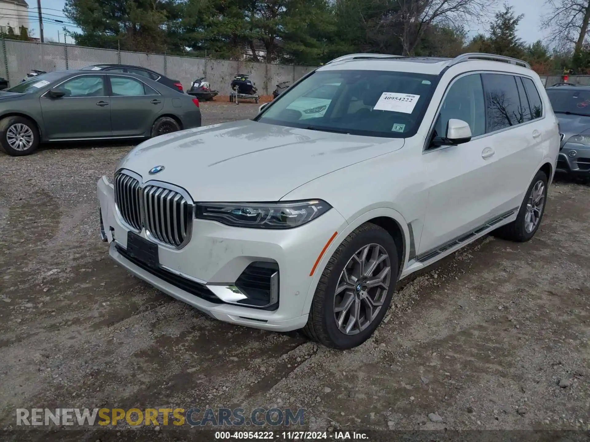 2 Photograph of a damaged car 5UXCW2C0XM9G52632 BMW X7 2021