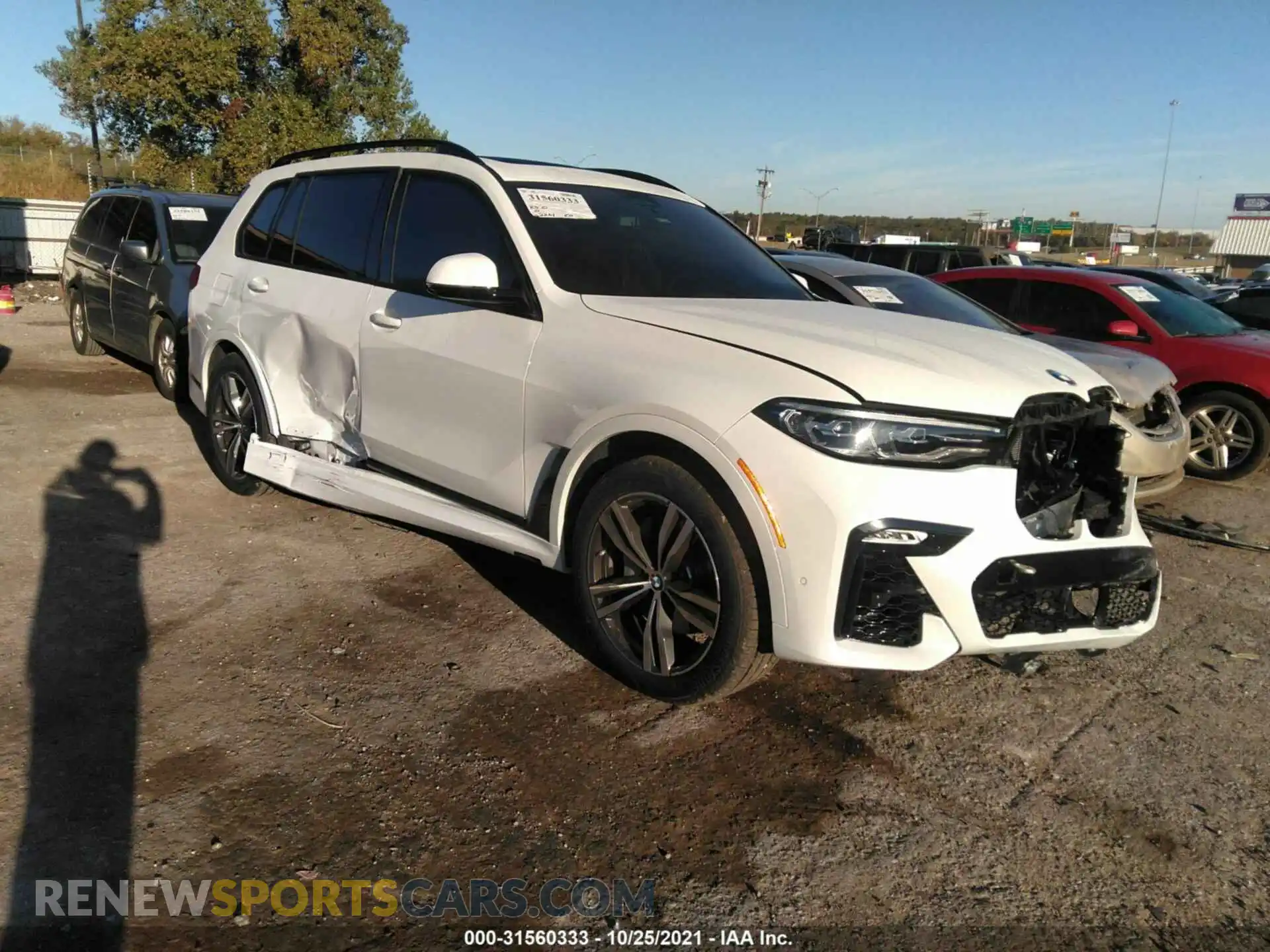 1 Photograph of a damaged car 5UXCW2C0XM9H79316 BMW X7 2021