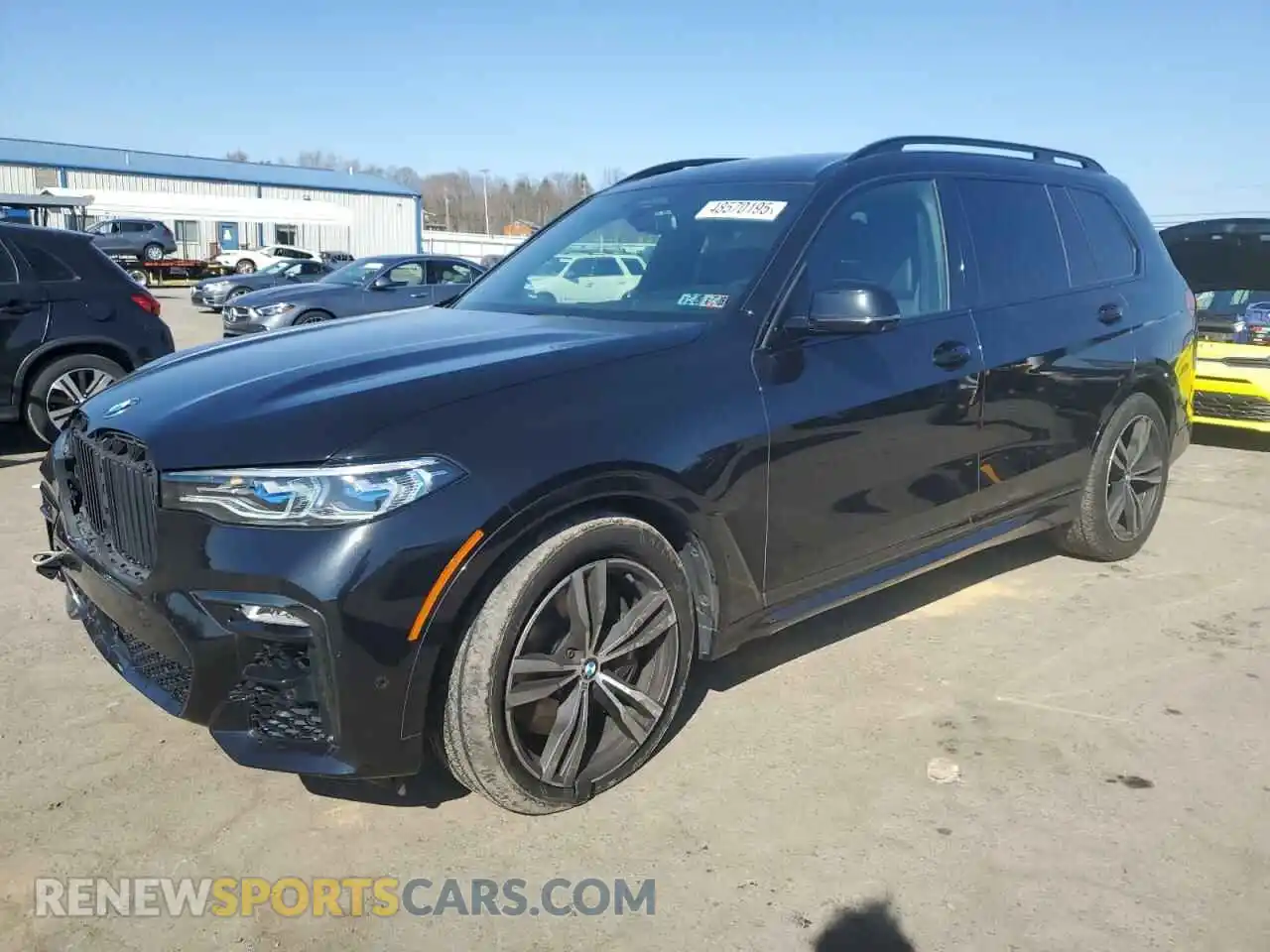 1 Photograph of a damaged car 5UXCX6C02M9E73795 BMW X7 2021