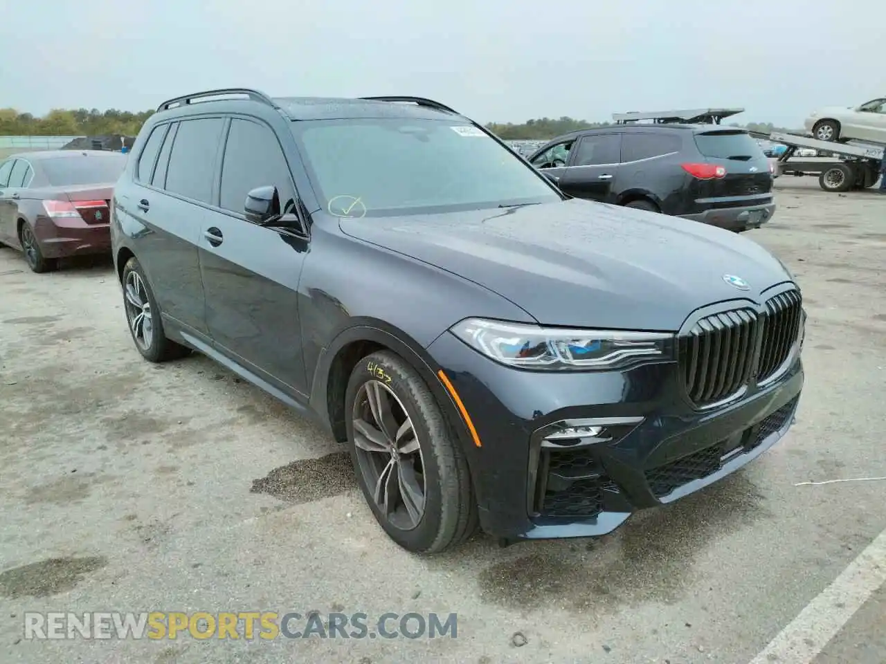 1 Photograph of a damaged car 5UXCX6C02M9G05423 BMW X7 2021
