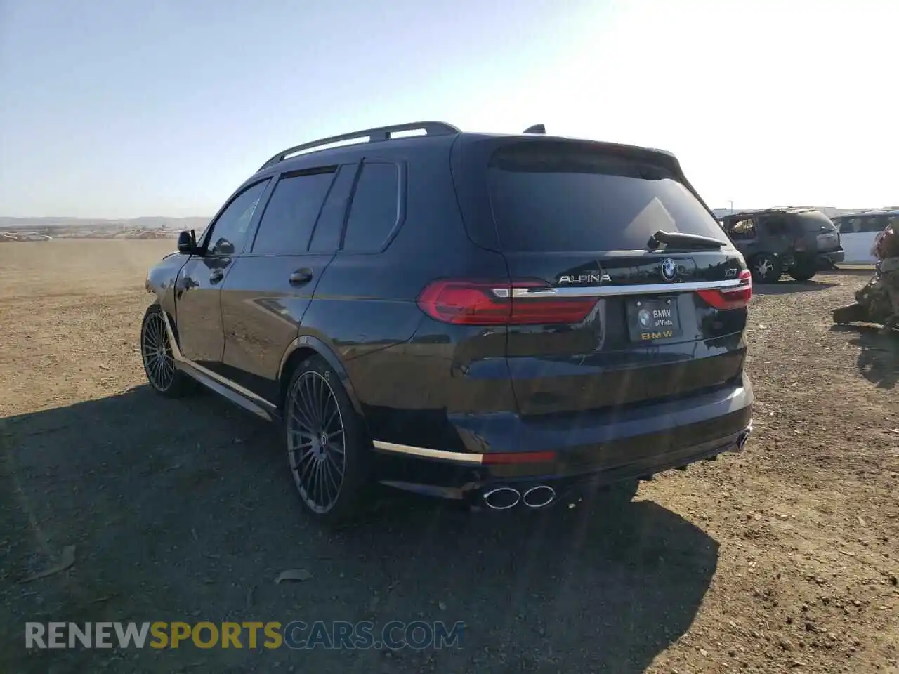 3 Photograph of a damaged car 5UXCX6C12M9F22468 BMW X7 2021