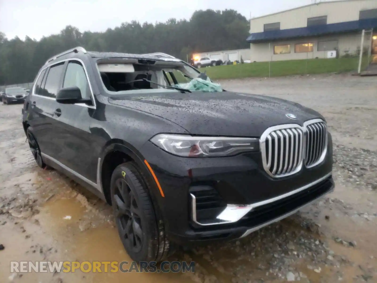 1 Photograph of a damaged car 5UXCW2C00N9J48735 BMW X7 2022