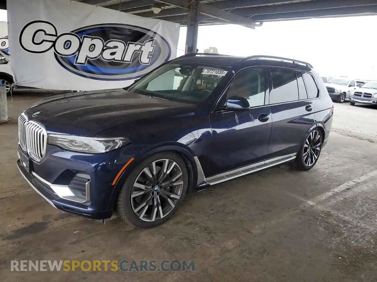 1 Photograph of a damaged car 5UXCW2C00N9K91250 BMW X7 2022