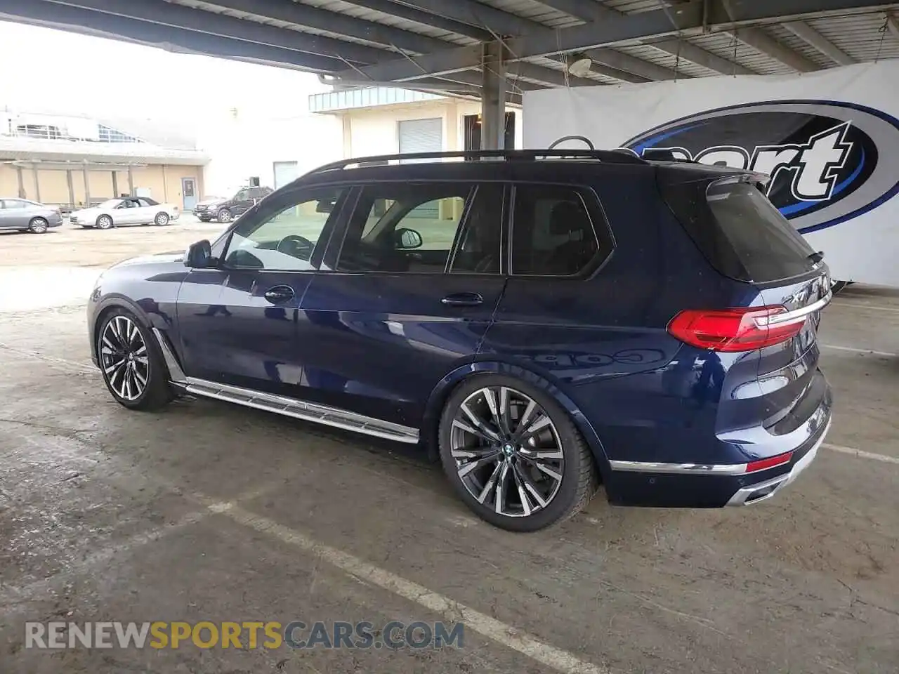 2 Photograph of a damaged car 5UXCW2C00N9K91250 BMW X7 2022