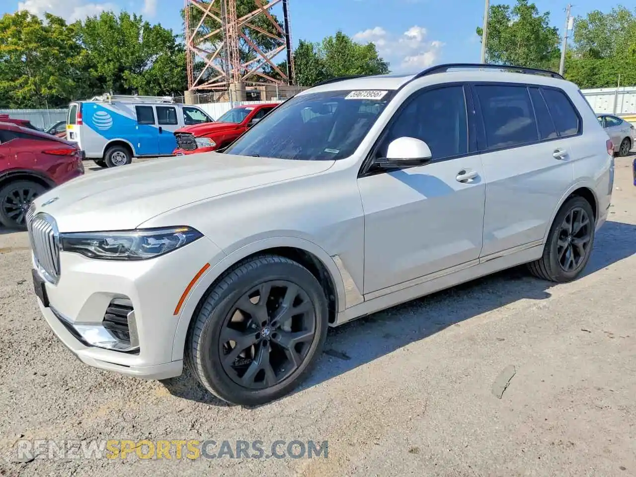 1 Photograph of a damaged car 5UXCW2C01N9L87856 BMW X7 2022